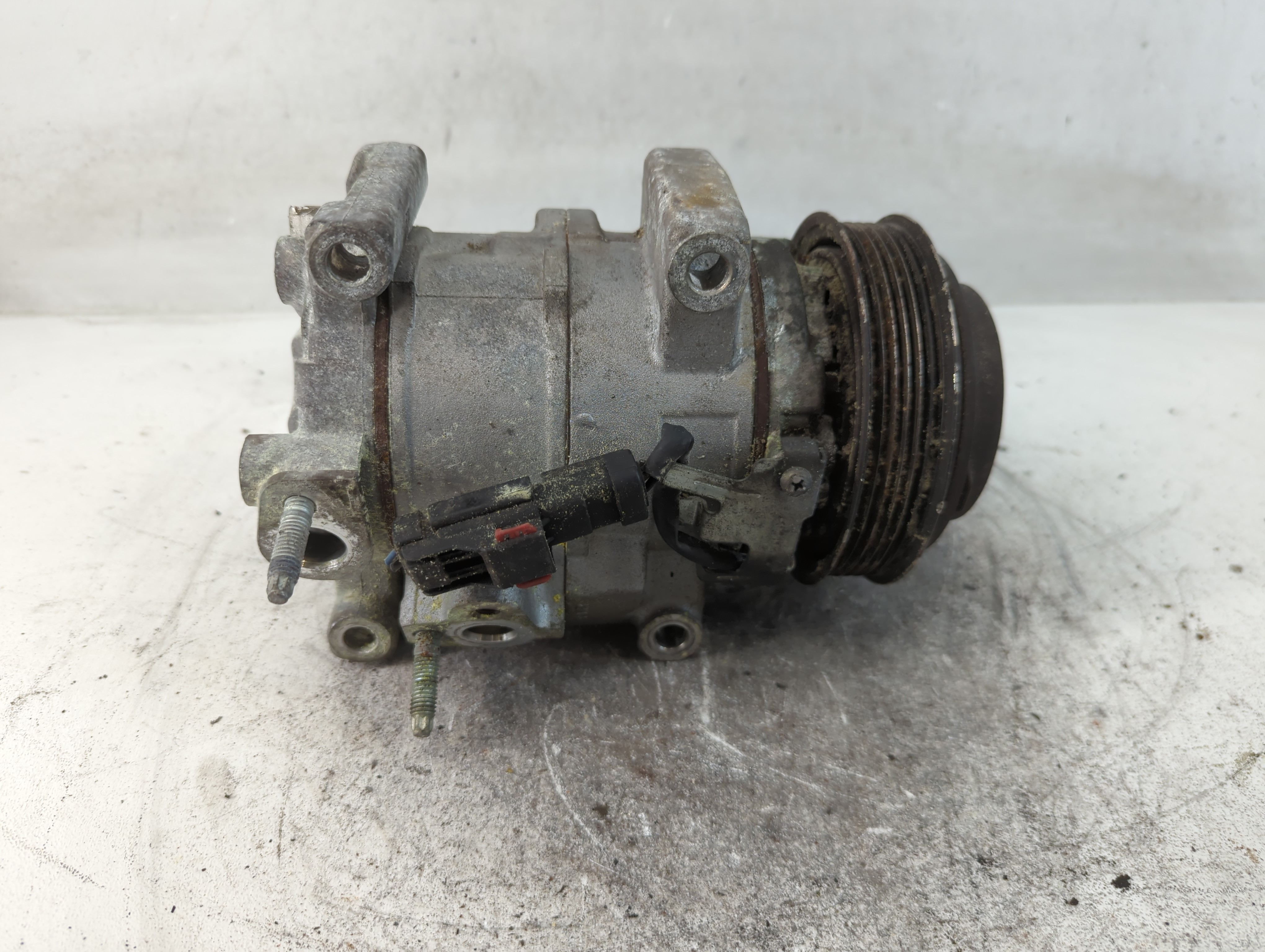 Picture of Dodge Caravan Air Conditioning A/c Ac Compressor Oem 839756