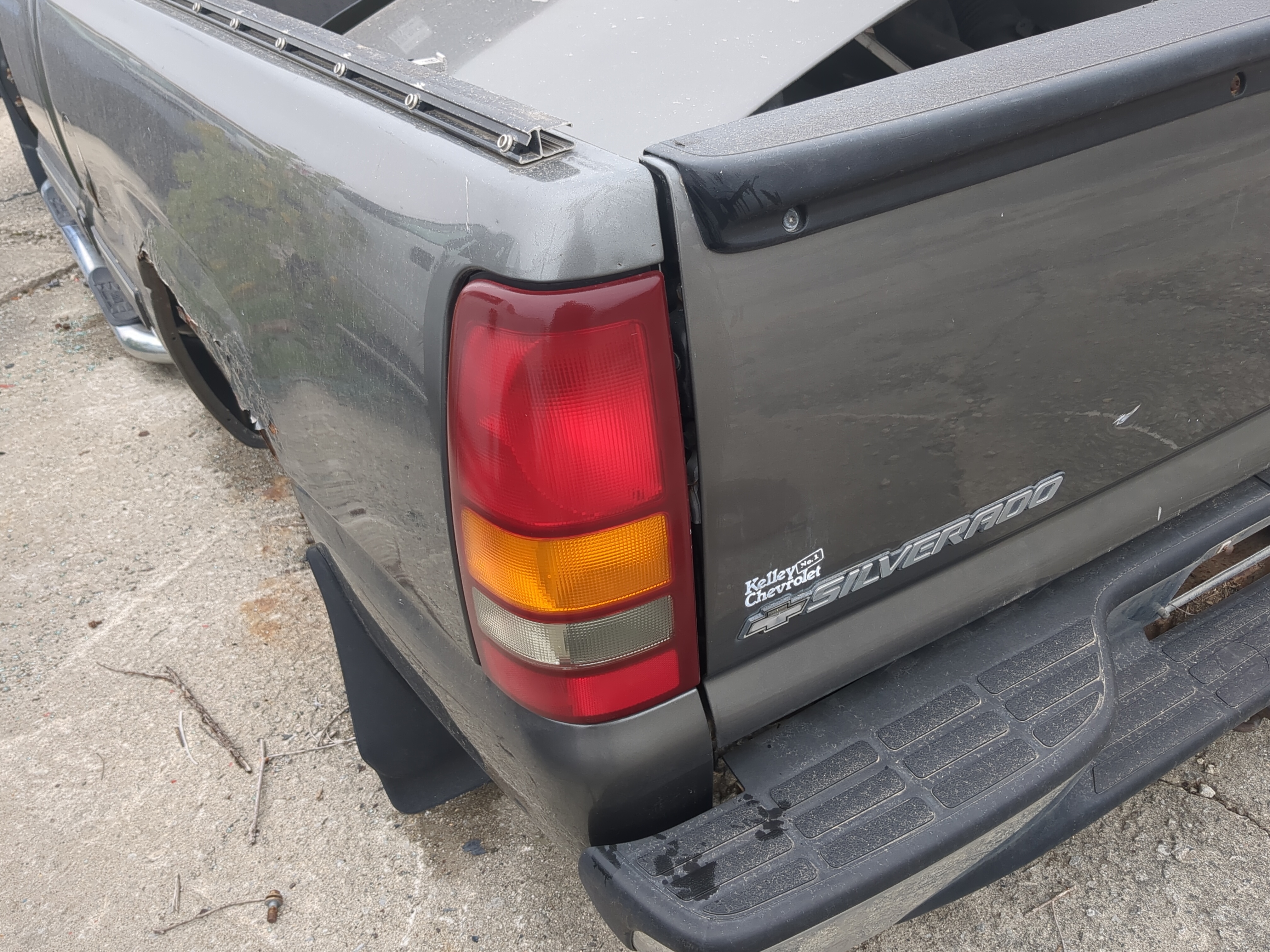 Chevrolet Silverado 1500 Pickup Driver Left Side Tail Light Taillight Oem 839916 - Oemusedautoparts1.com