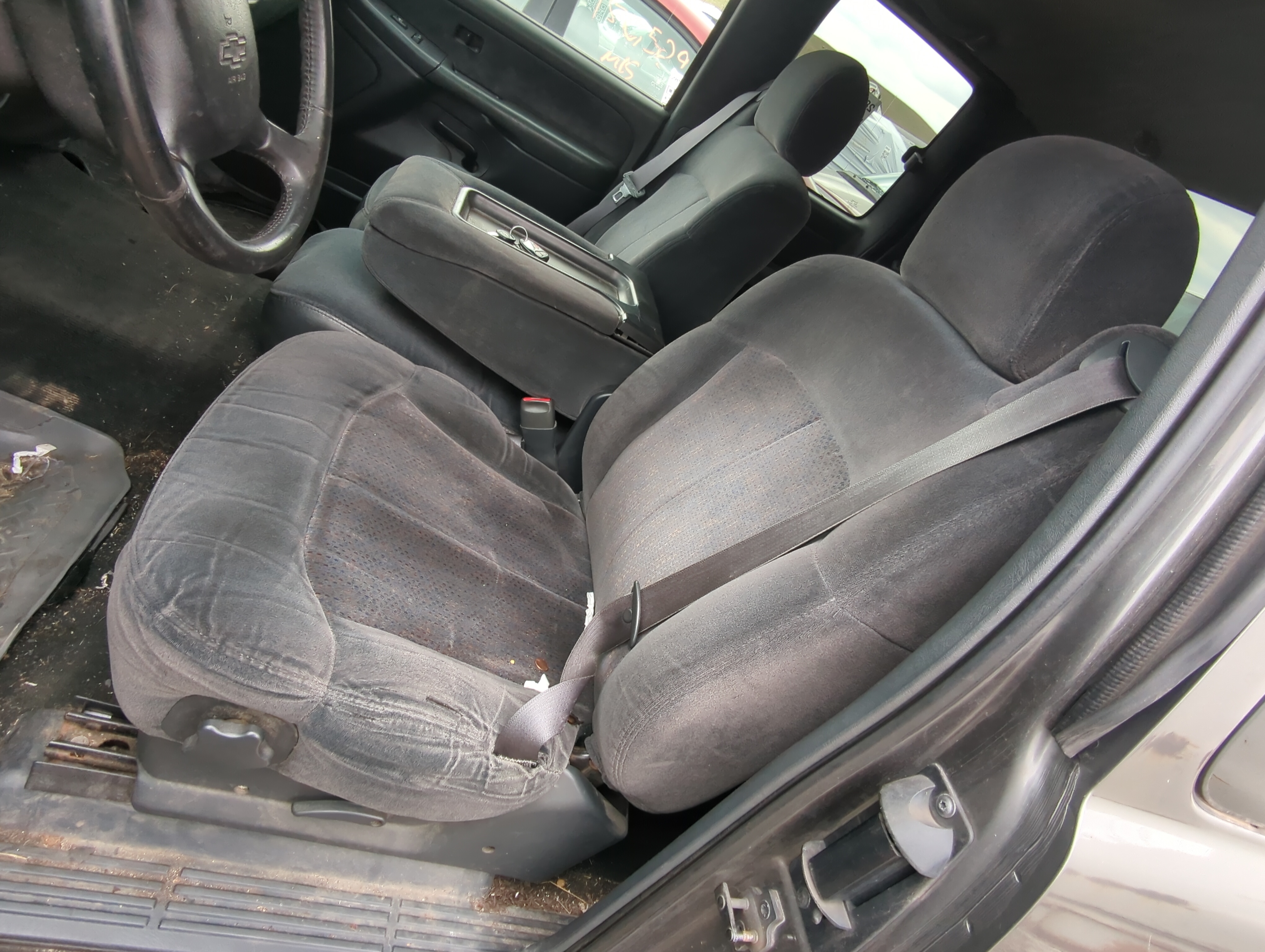 Picture of 2000 Chevrolet Silverado 1500 Pickup Driver Front Seat Oem 839975