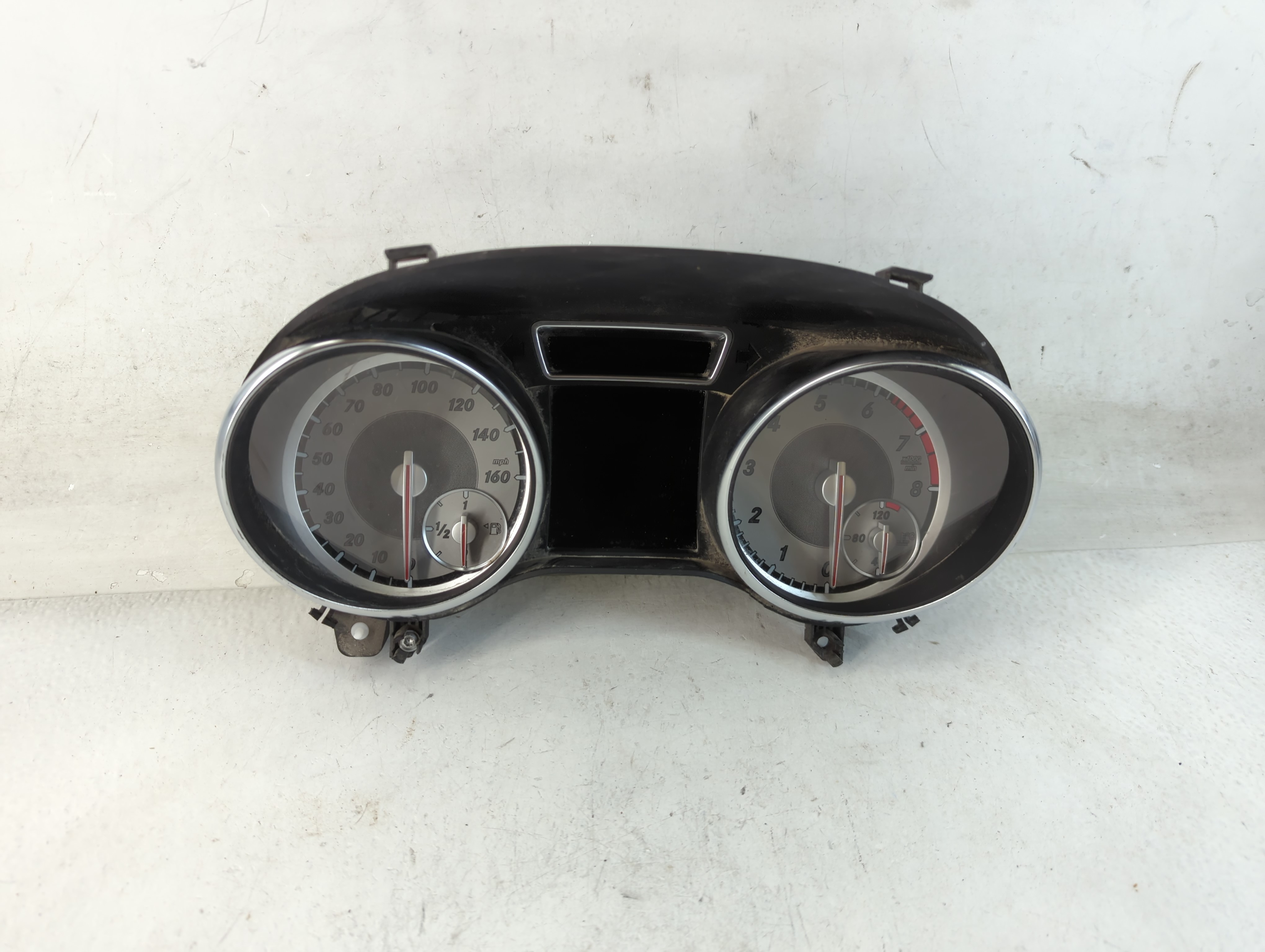 2016-2016 Mercedes-benz Cla250 Speedometer Instrument Cluster Gauges 840236 - Oemusedautoparts1.com