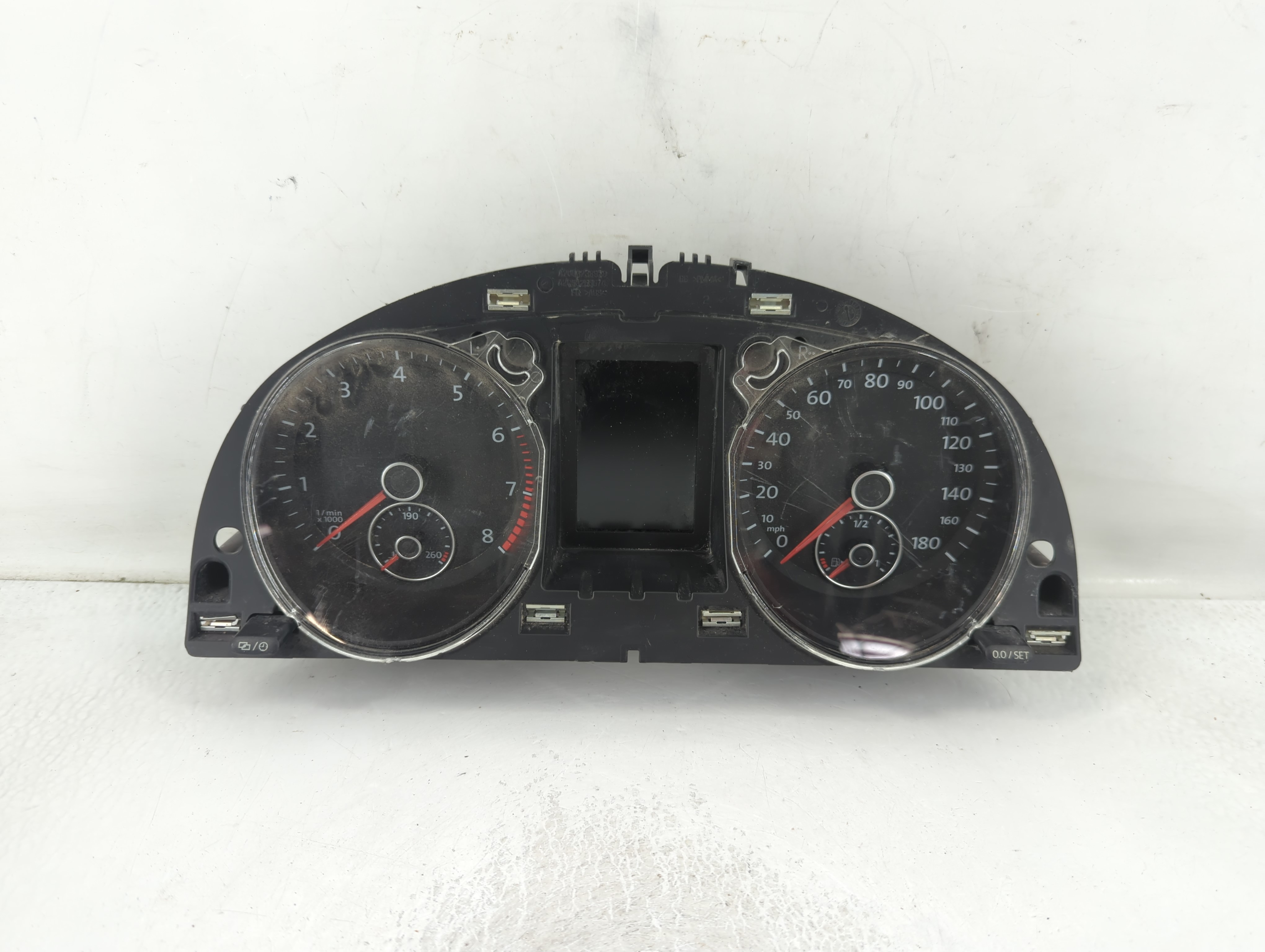 Picture of 2012-2012 Volkswagen Cc Speedometer Instrument Cluster Gauges 166580000 840305