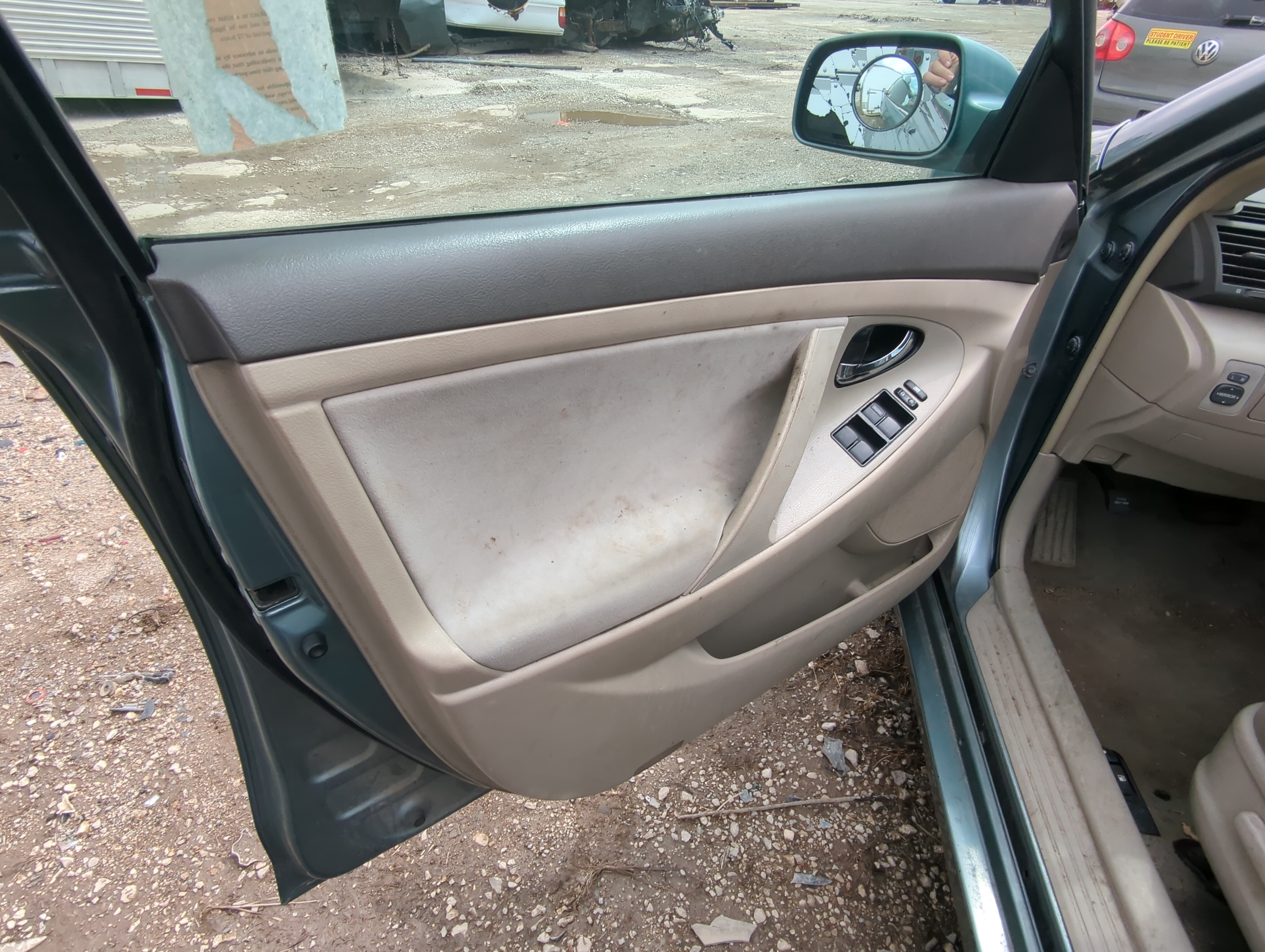 Picture of 2007-2009 Toyota Camry Driver Front Seat Oem 840484