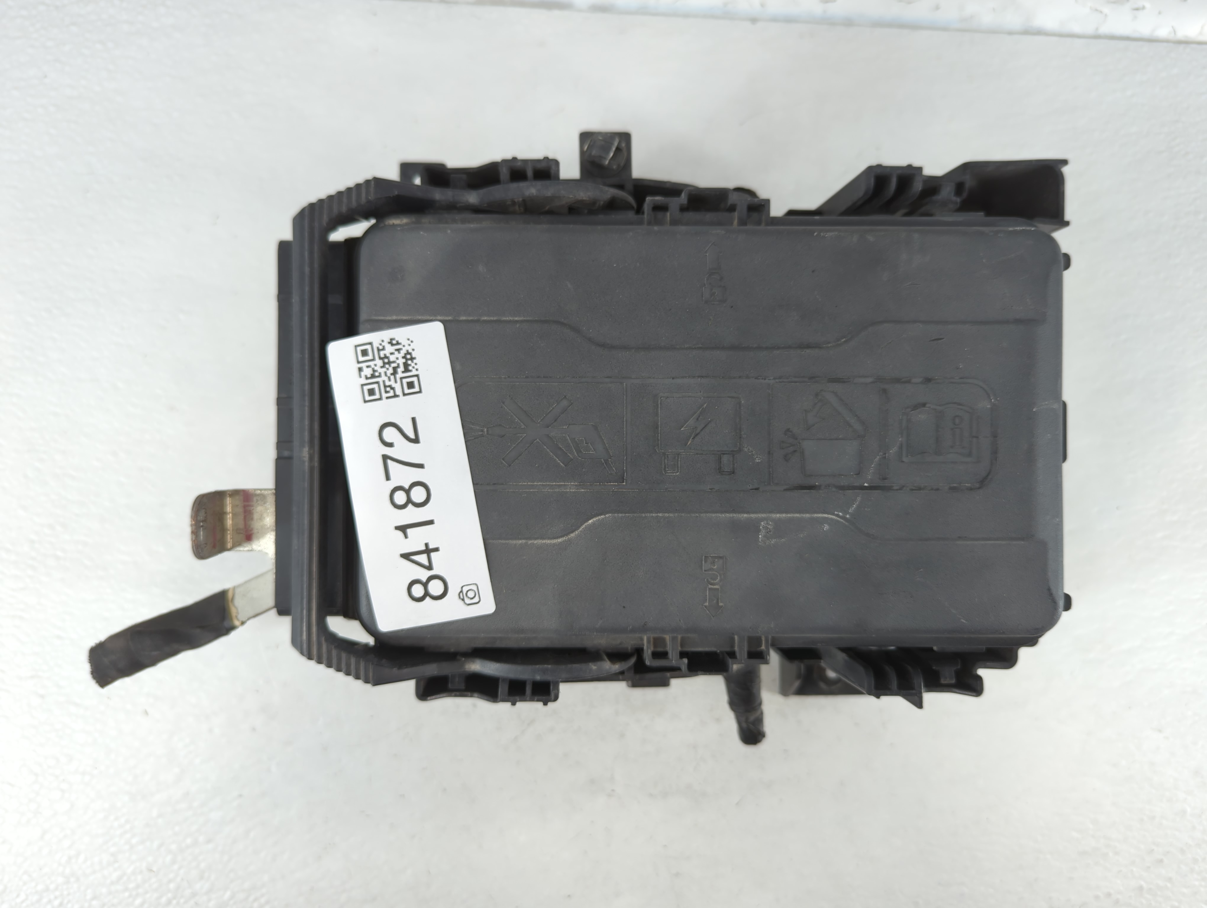 2019-2021 Chevrolet Malibu Fusebox Fuse Box Relay Module 84586306 841872 - Oemusedautoparts1.com