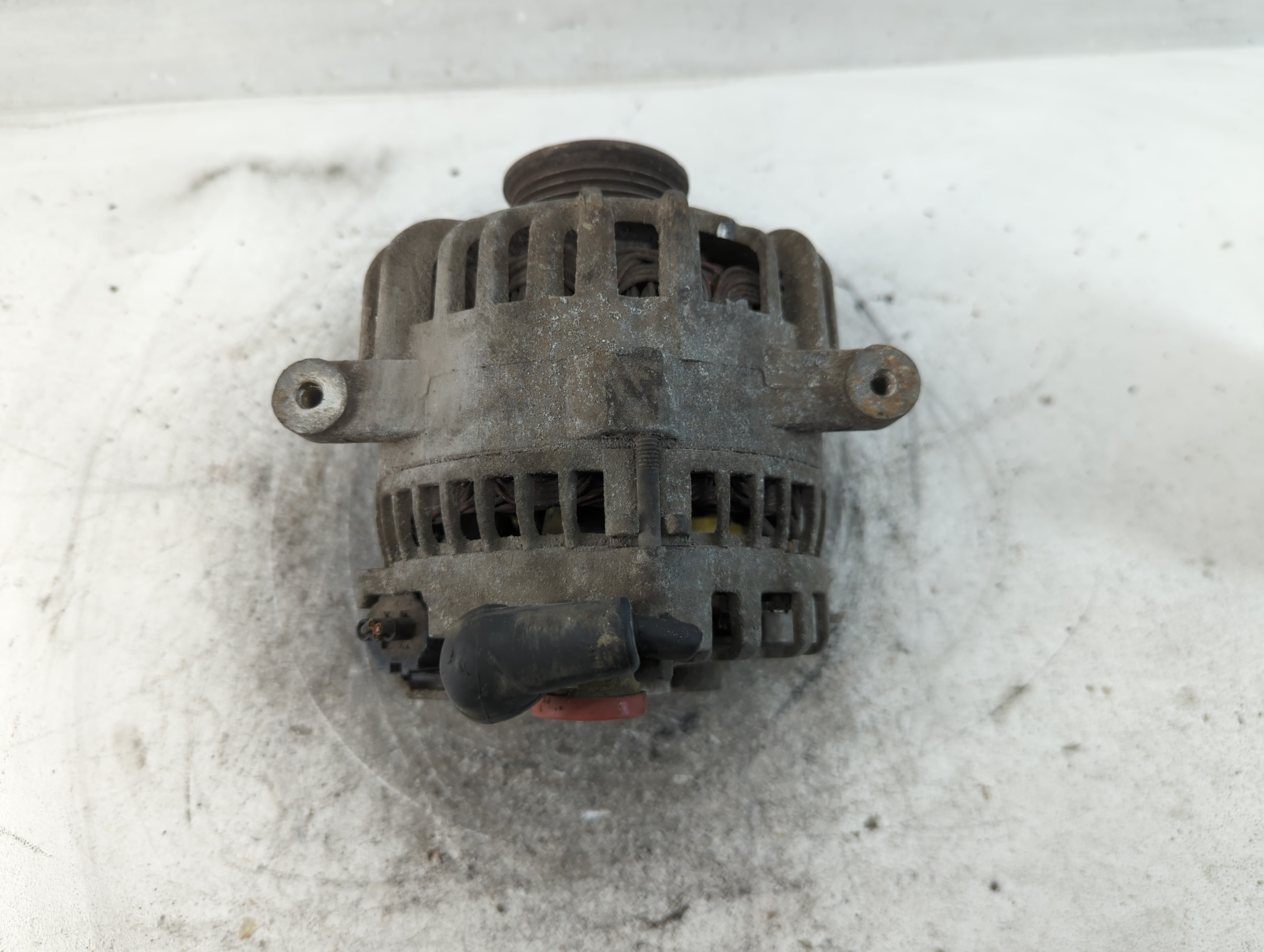 Ford Expedition Alternator Generator Charging Assembly Engine Oem 841923 - Oemusedautoparts1.com