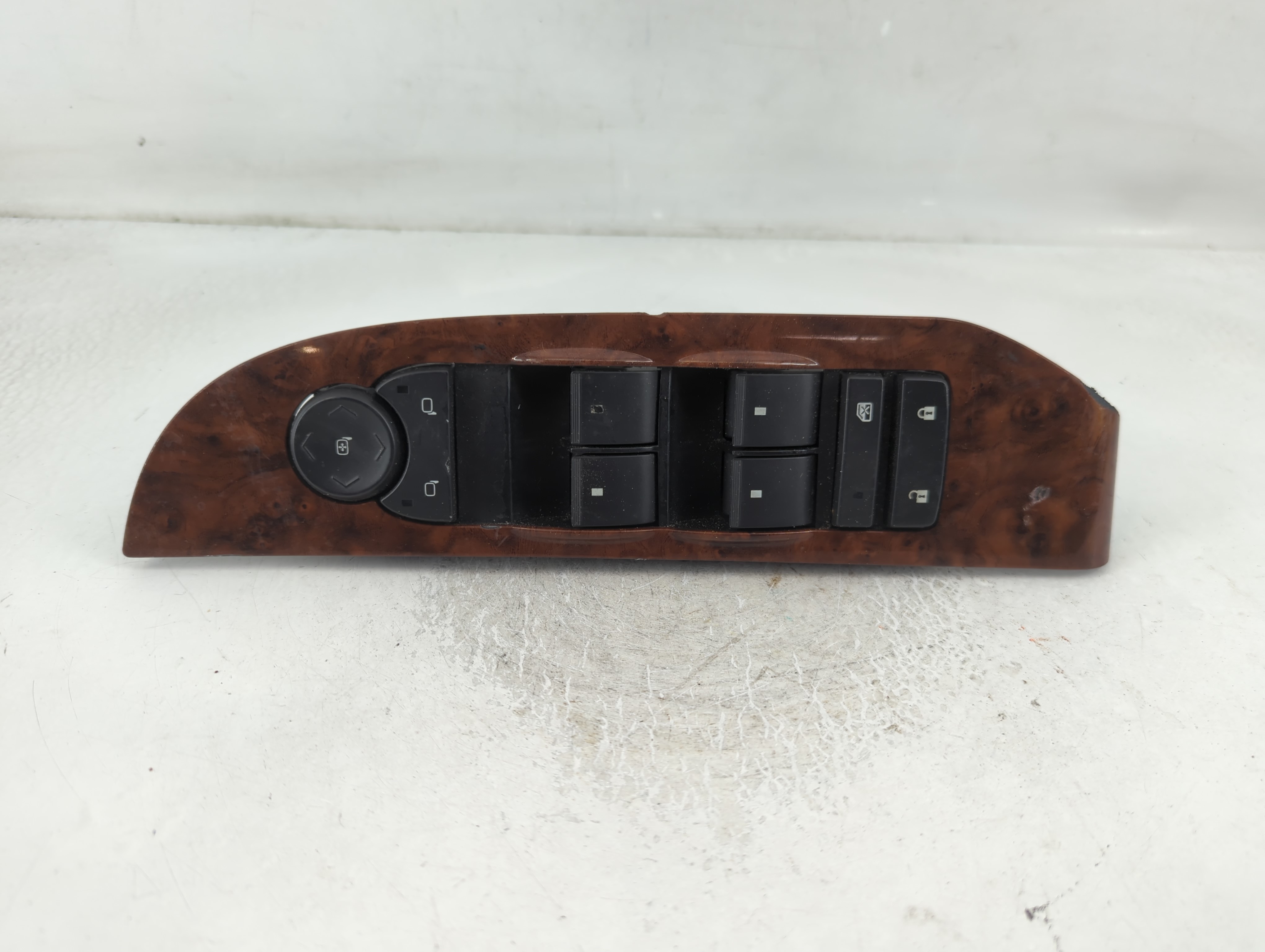 2007-2014 Chevrolet Tahoe Driver Left Door Master Power Window Switch 841965 - Oemusedautoparts1.com