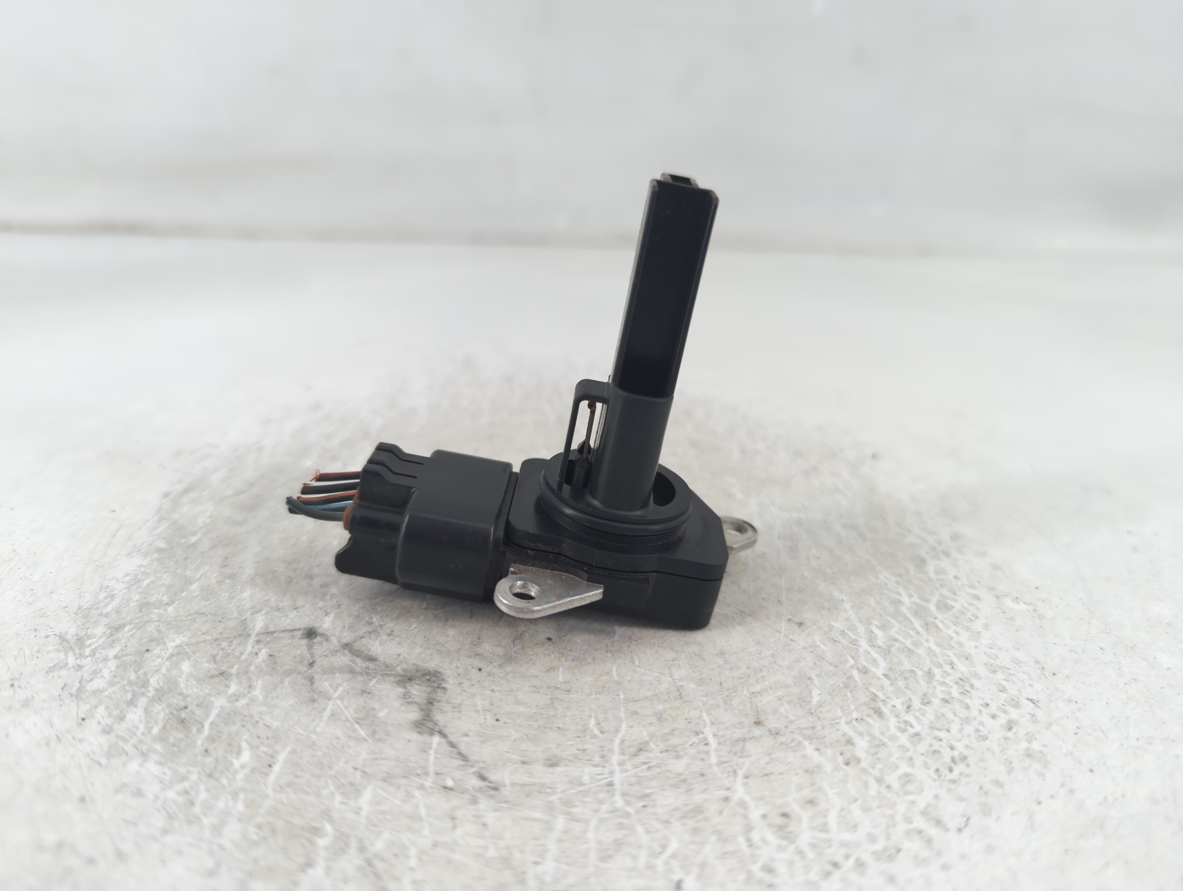 2010-2013 Land Rover Range Rover Sport Mass Air Flow Meter Maf 842010 - Oemusedautoparts1.com