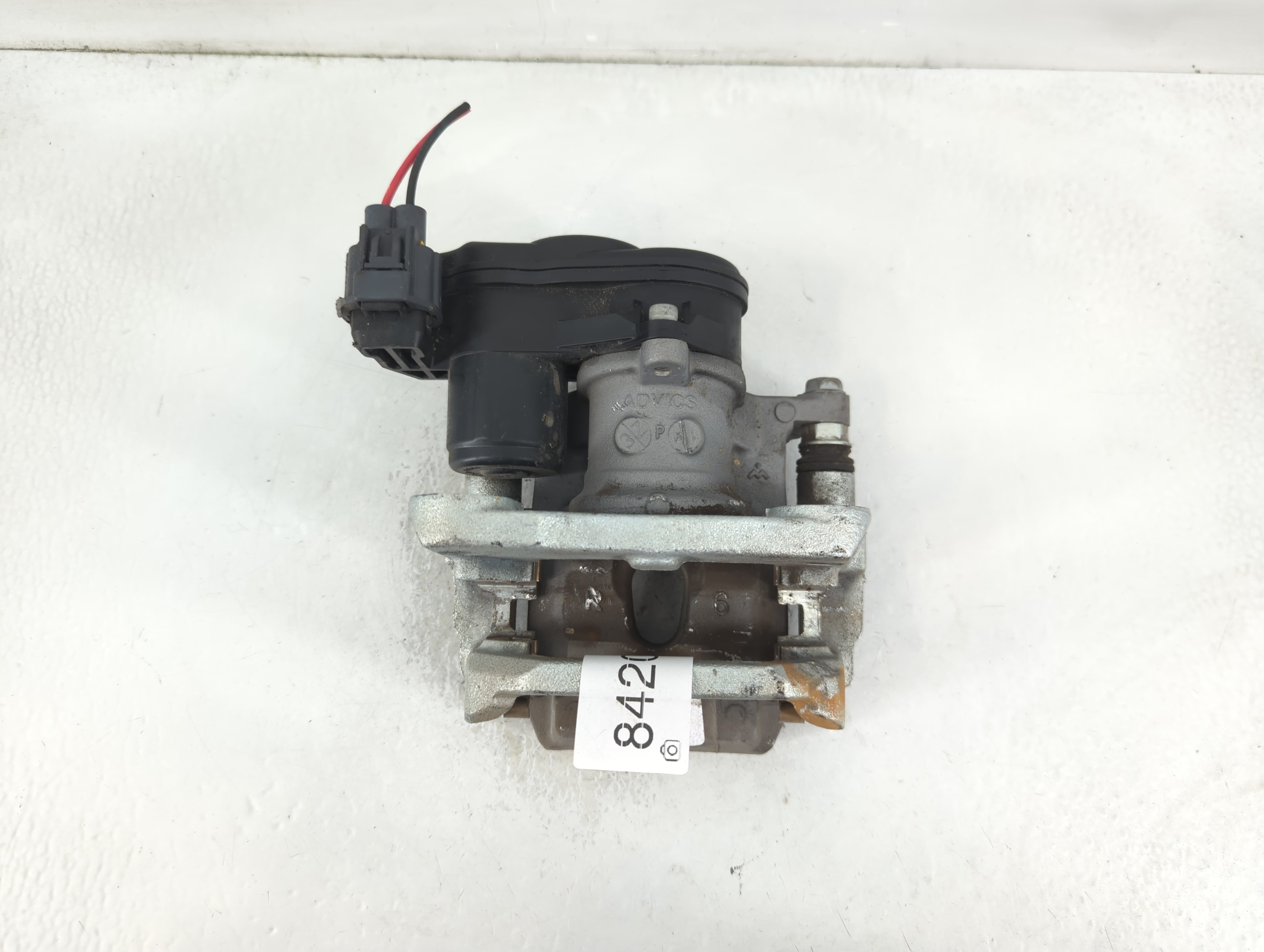 2024 Nissan Rogue Front Driver Left Brake Caliper 842034 - Oemusedautoparts1.com