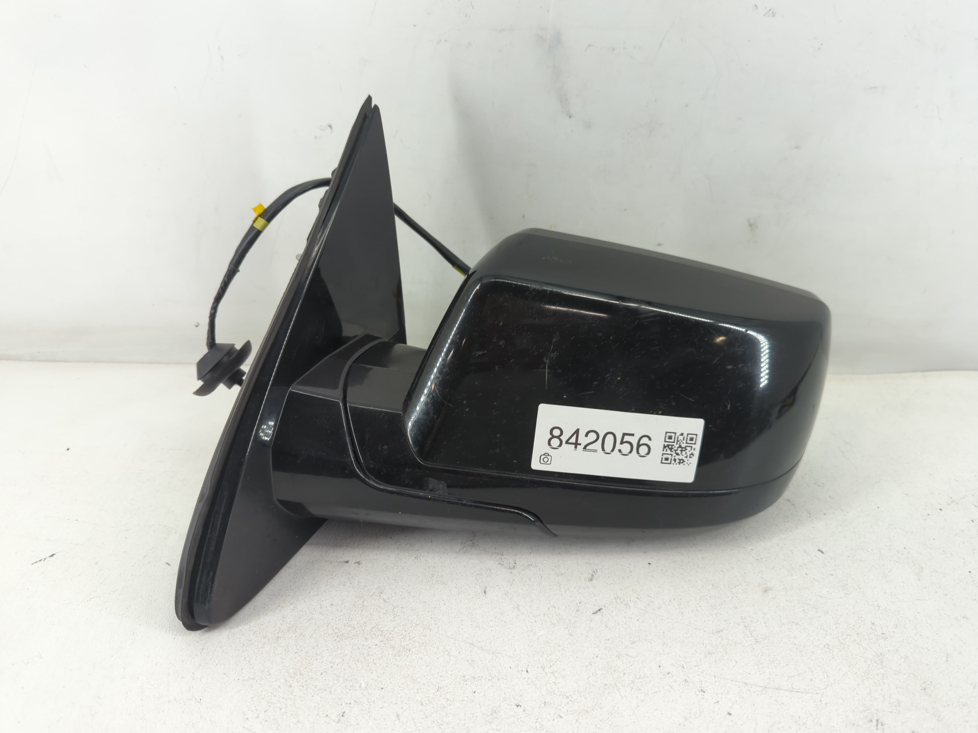 2015-2020 Chevrolet Tahoe Driver Left Side View Power Door Mirror Black 842056 - Oemusedautoparts1.com