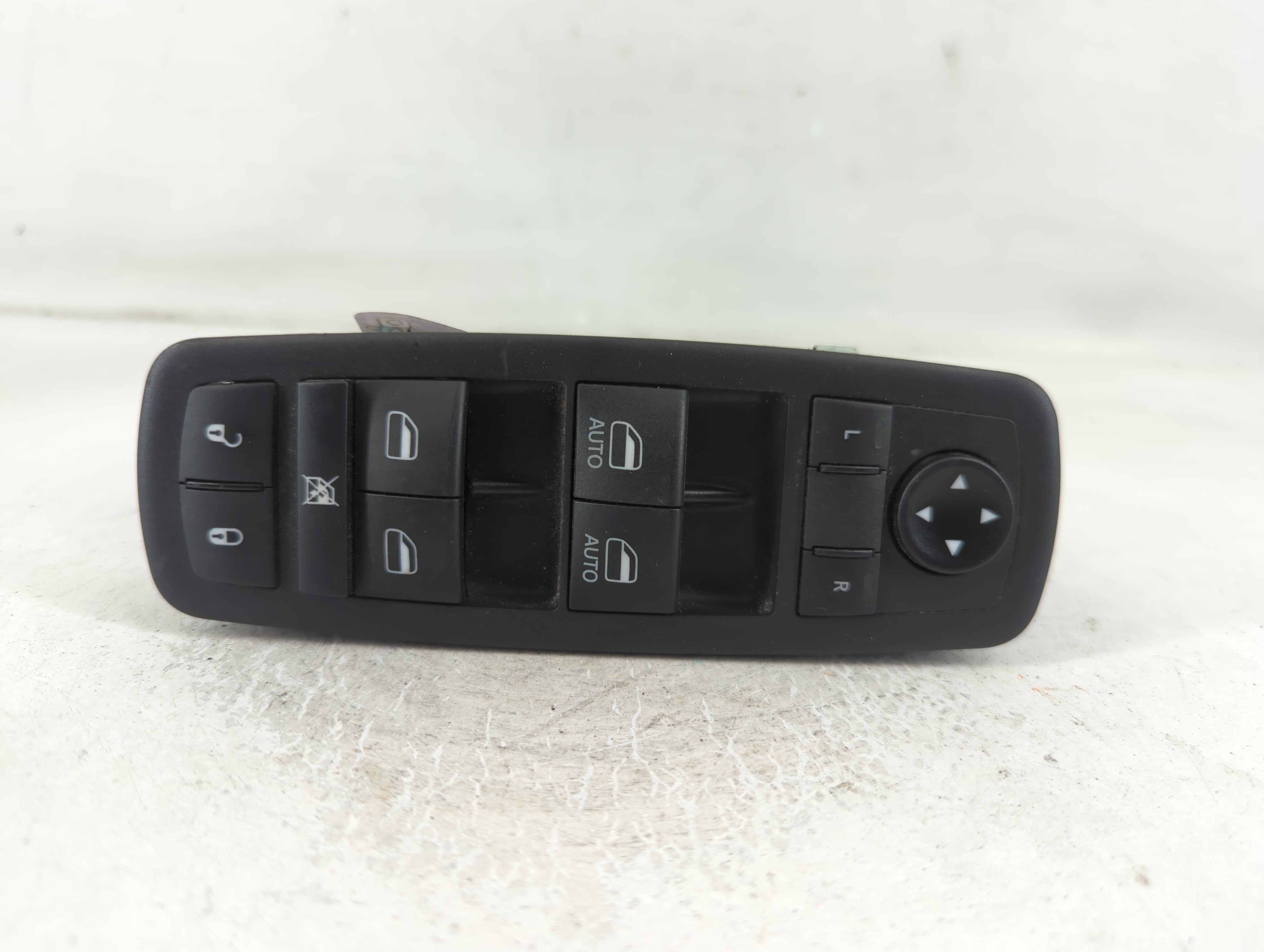 2020-2022 Chrysler 300 Driver Left Door Master Power Window Switch 842057 - Oemusedautoparts1.com