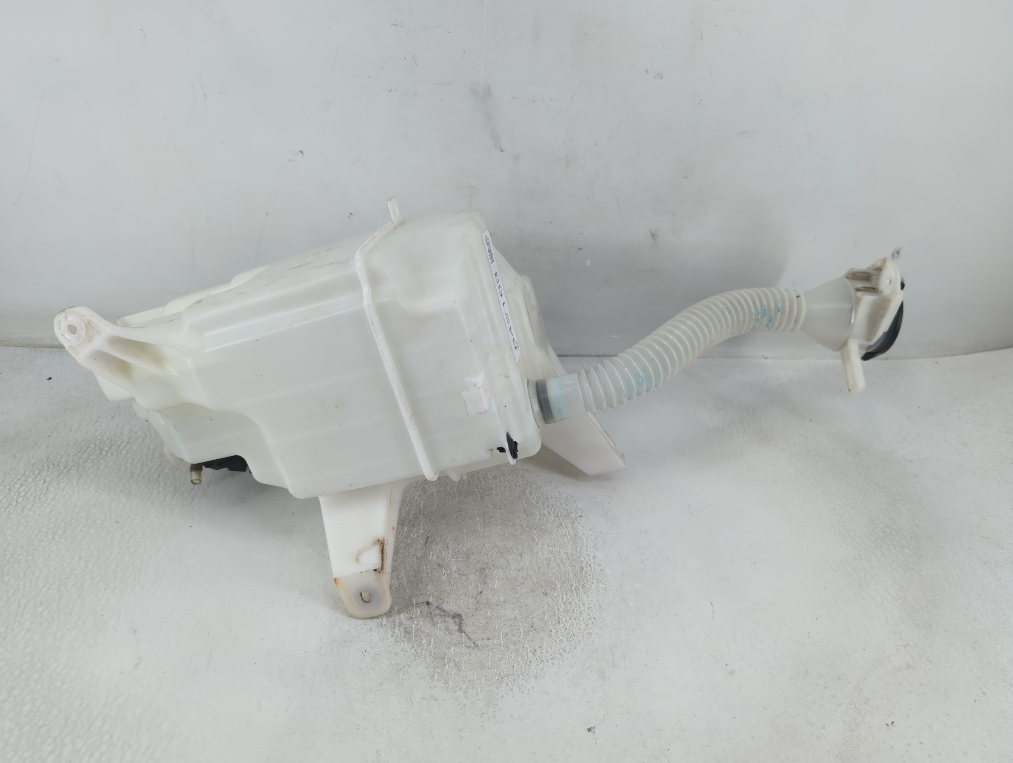 2020 Lexus Gs350 Windshield Washer Fluid Reservoir Bottle Oem 842163 - Oemusedautoparts1.com