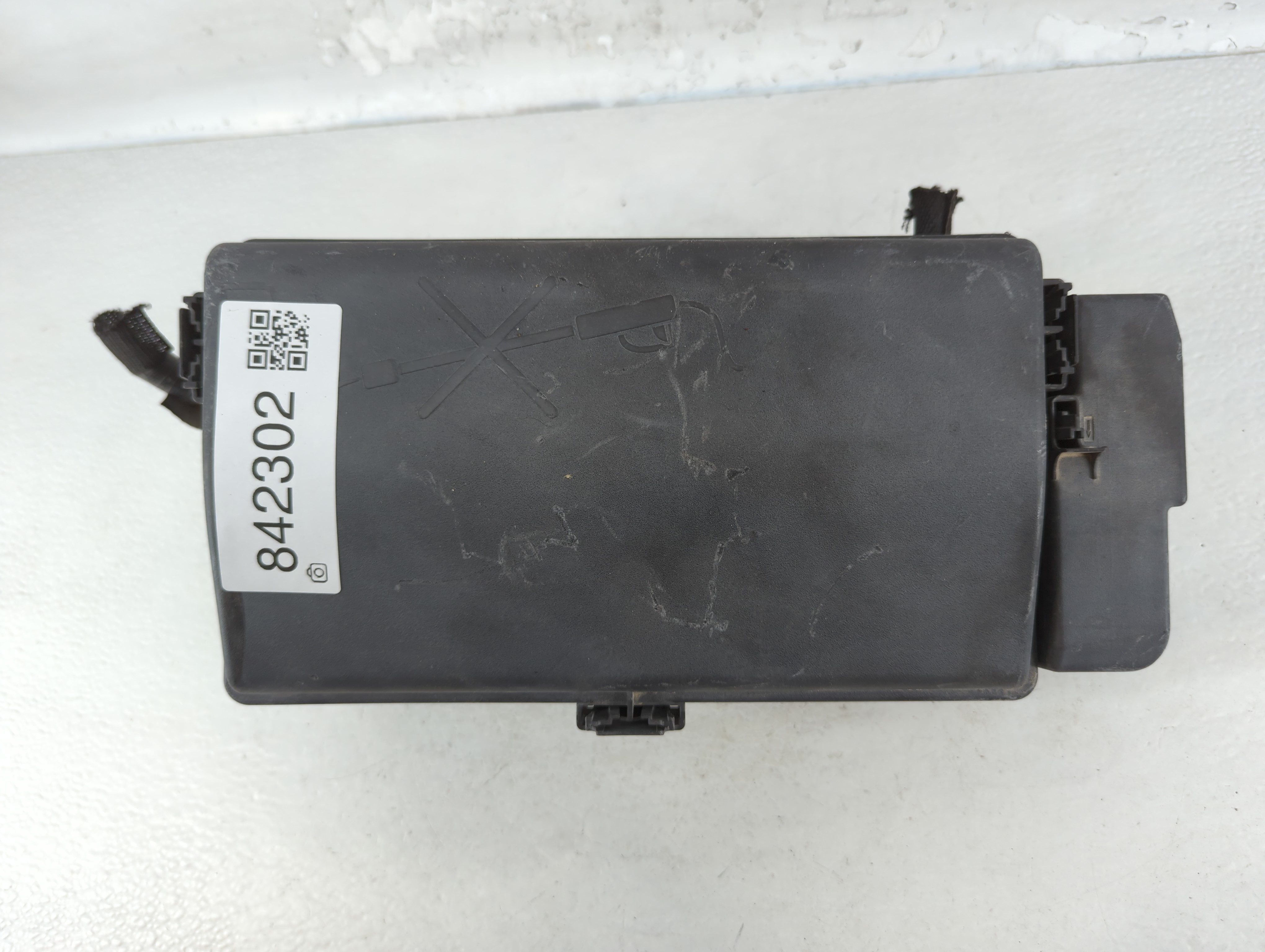 2018-2019 Cadillac Xts Fusebox Fuse Box Relay Module 842302 - Oemusedautoparts1.com