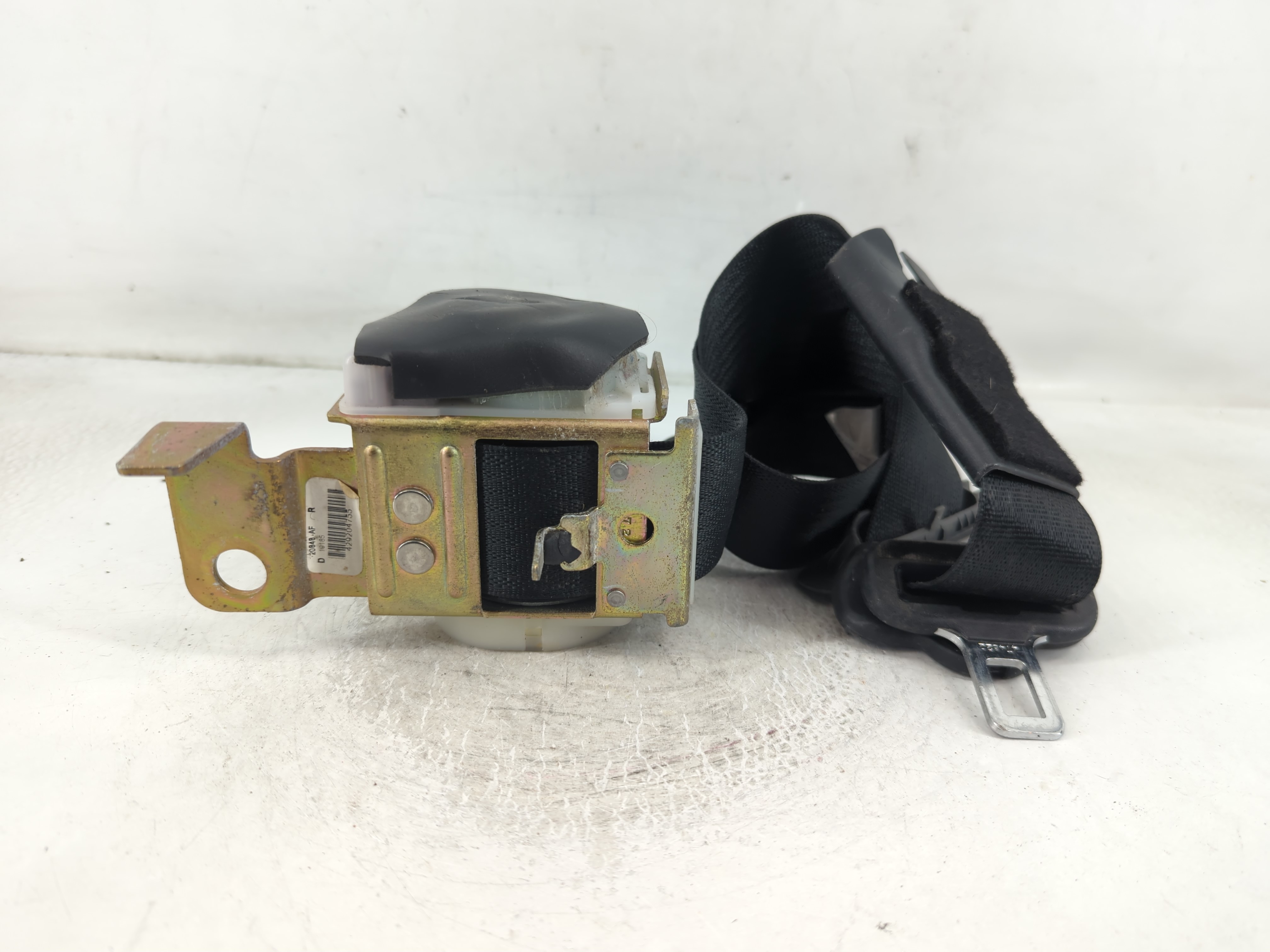 2005 Ford Ranger Passenger Front Seatbelt Retractor 842318 - Oemusedautoparts1.com