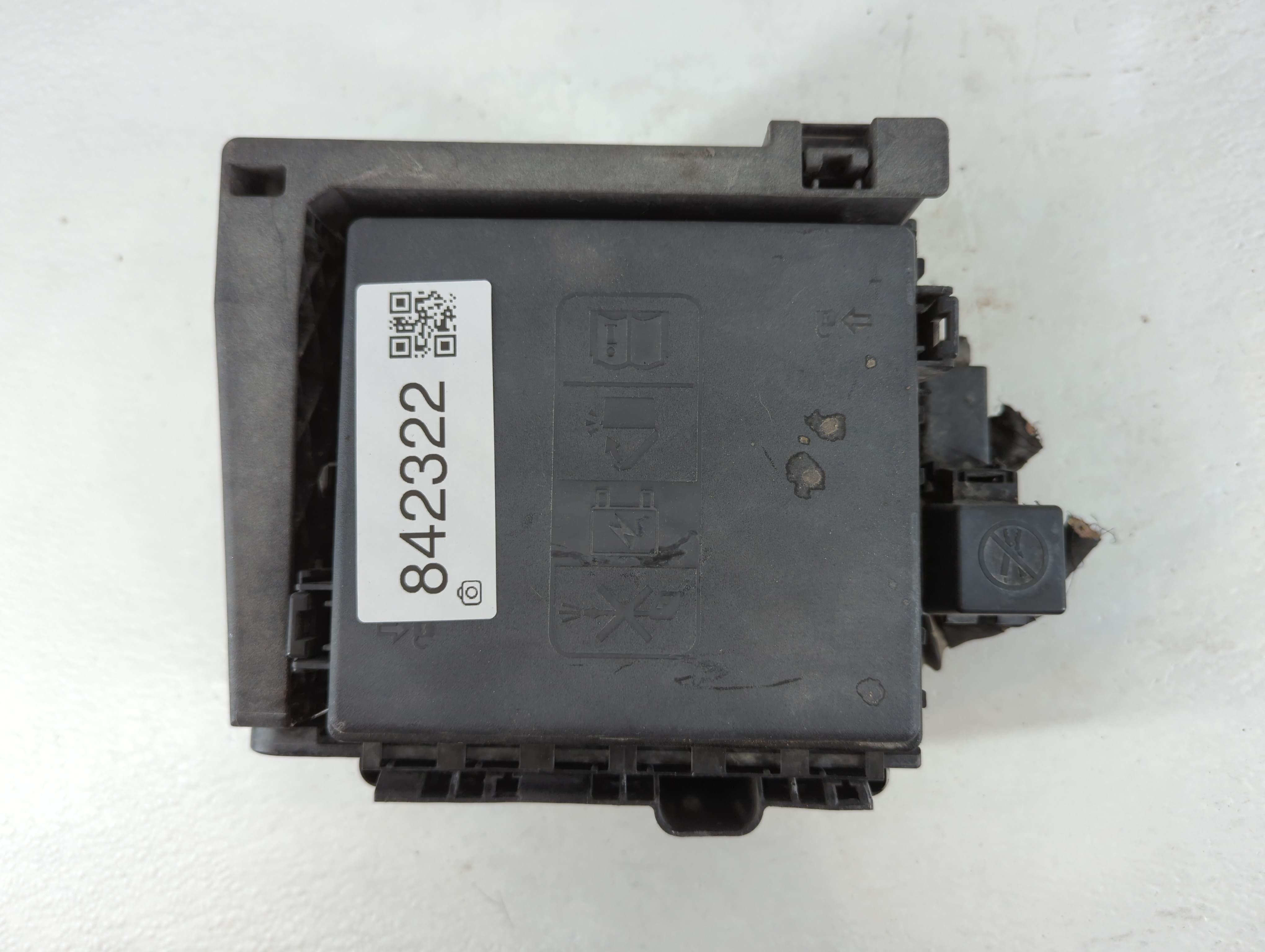 2018-2019 Chevrolet Traverse Fusebox Fuse Box Relay Module 7171-4521-30 842322 - Oemusedautoparts1.com