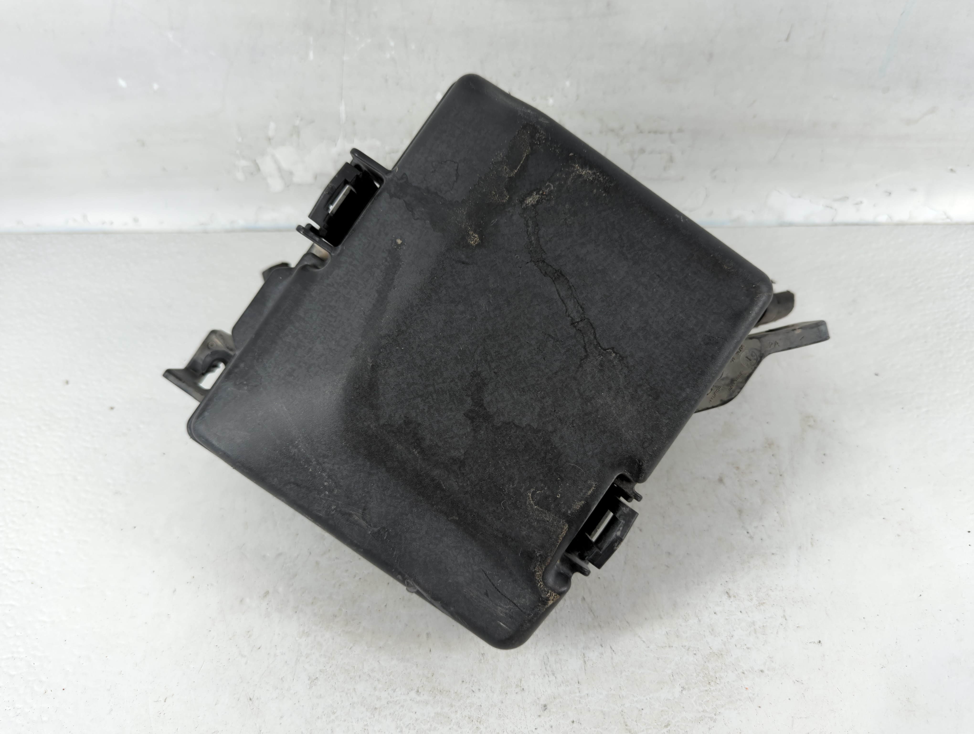 2016-2017 Hyundai Sonata Fusebox Fuse Box Relay Module 91950-c1820 842333 - Oemusedautoparts1.com