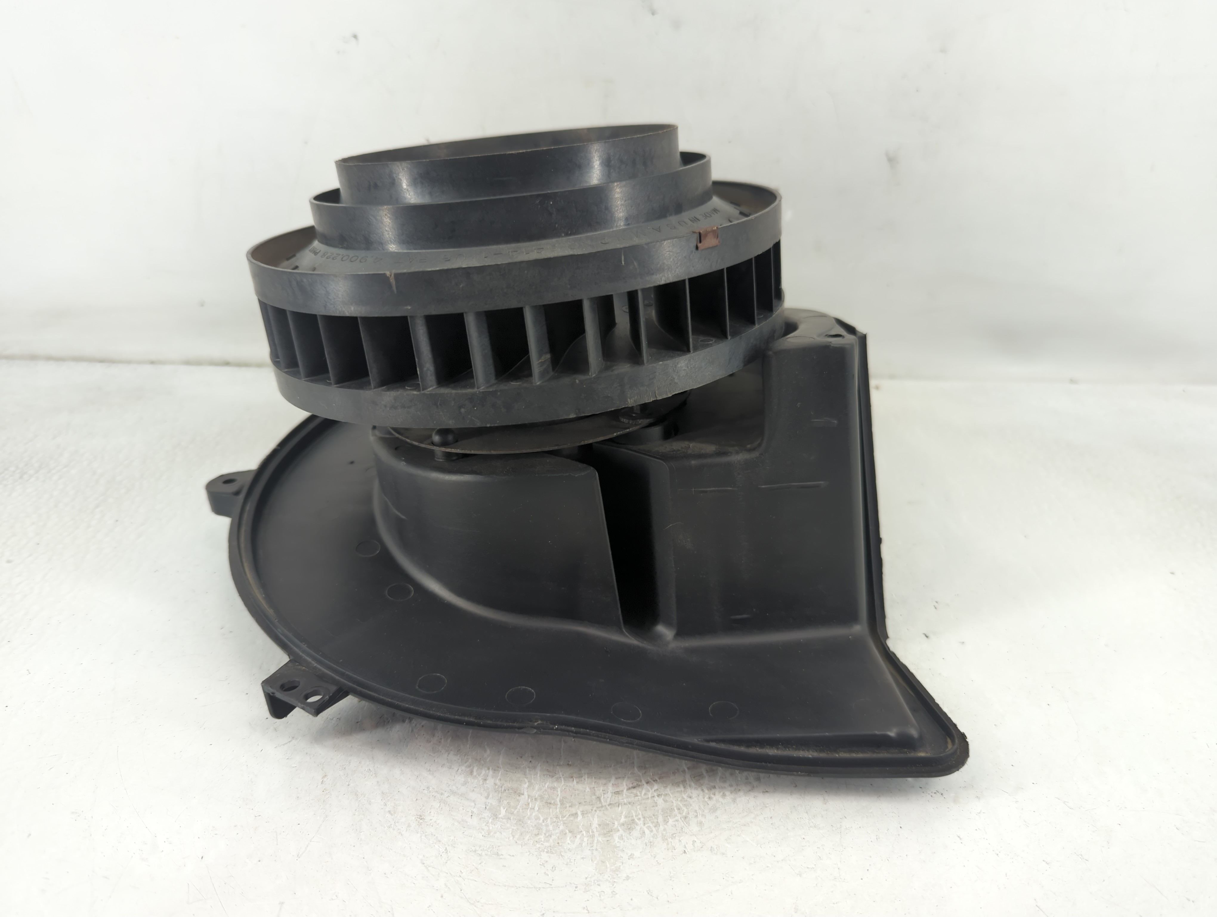 2000-2002 Pontiac Bonneville Heater Ac Blower Motor Black 842352 - Oemusedautoparts1.com