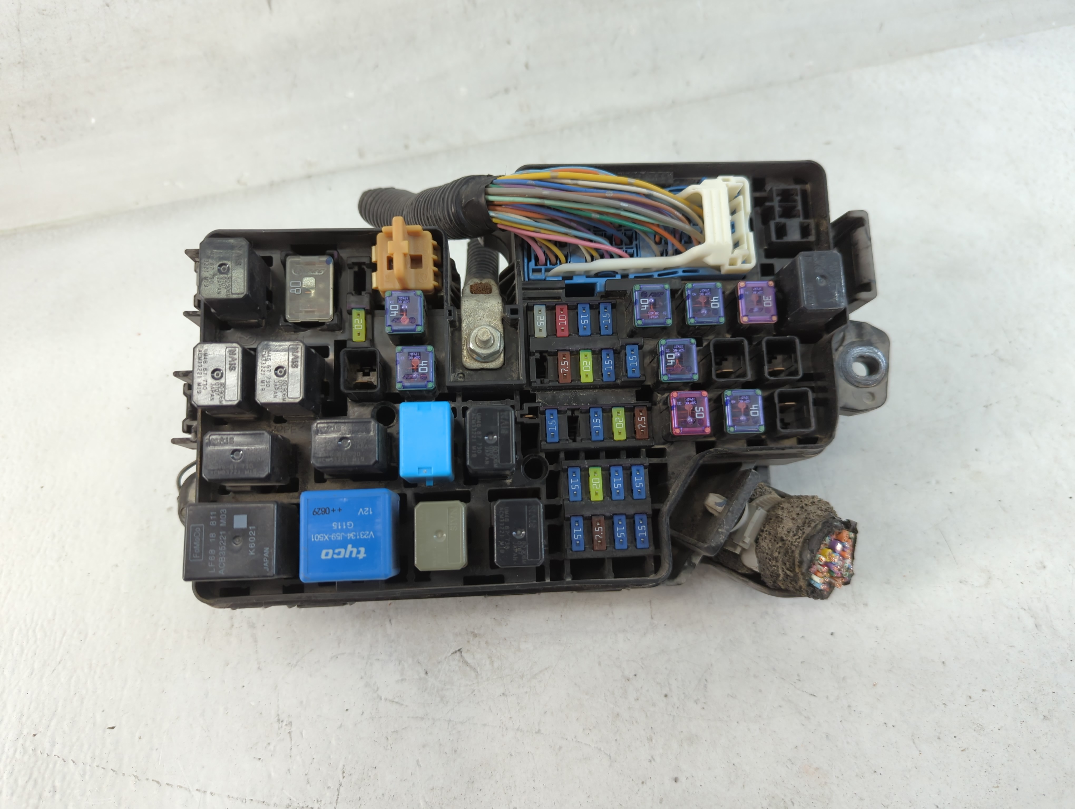 2010 Mazda 3 Fusebox Fuse Box Relay Module 842366 - Oemusedautoparts1.com