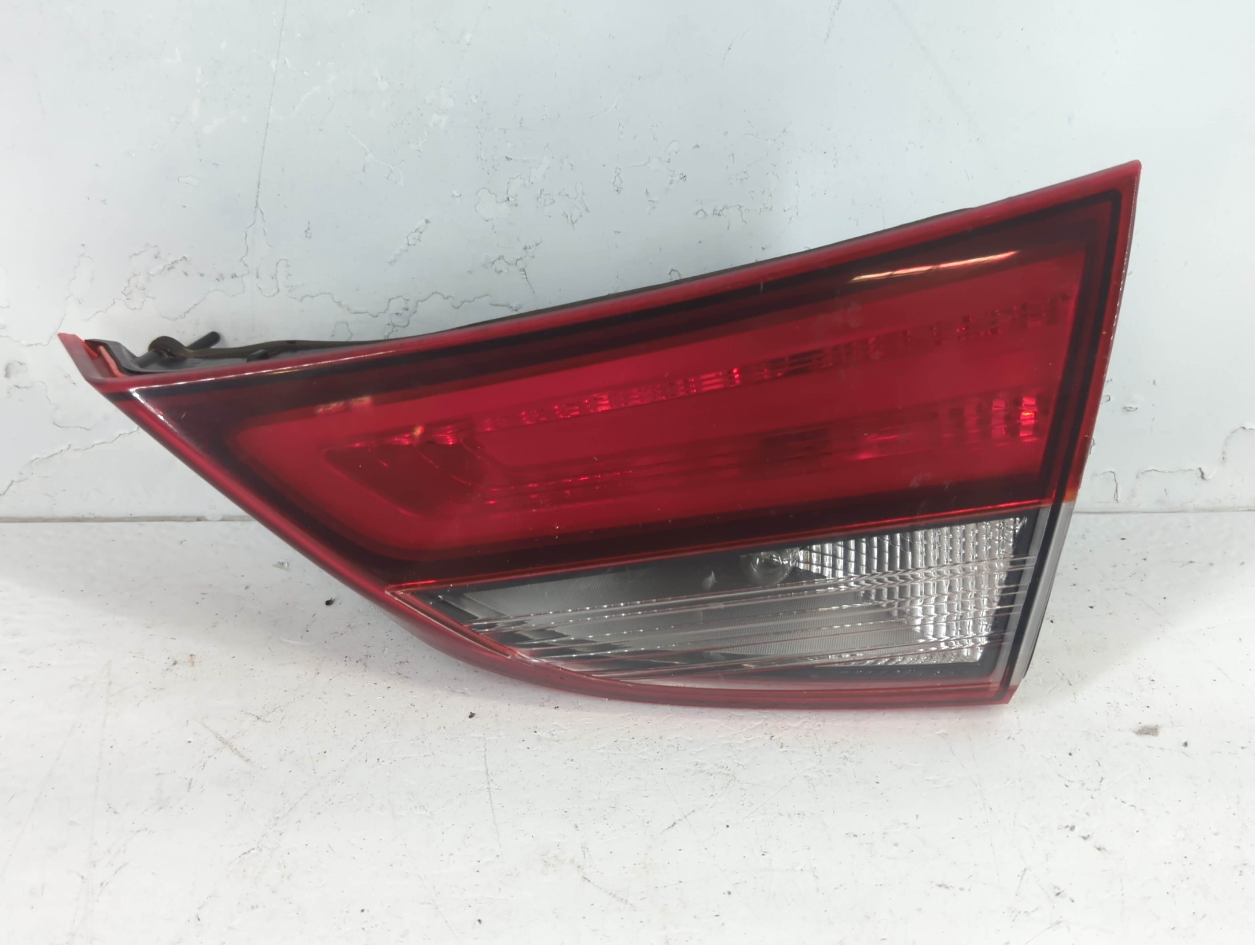 Picture of 2014 Hyundai Elantra Passenger Right Side Tail Light Taillight Oem 842461