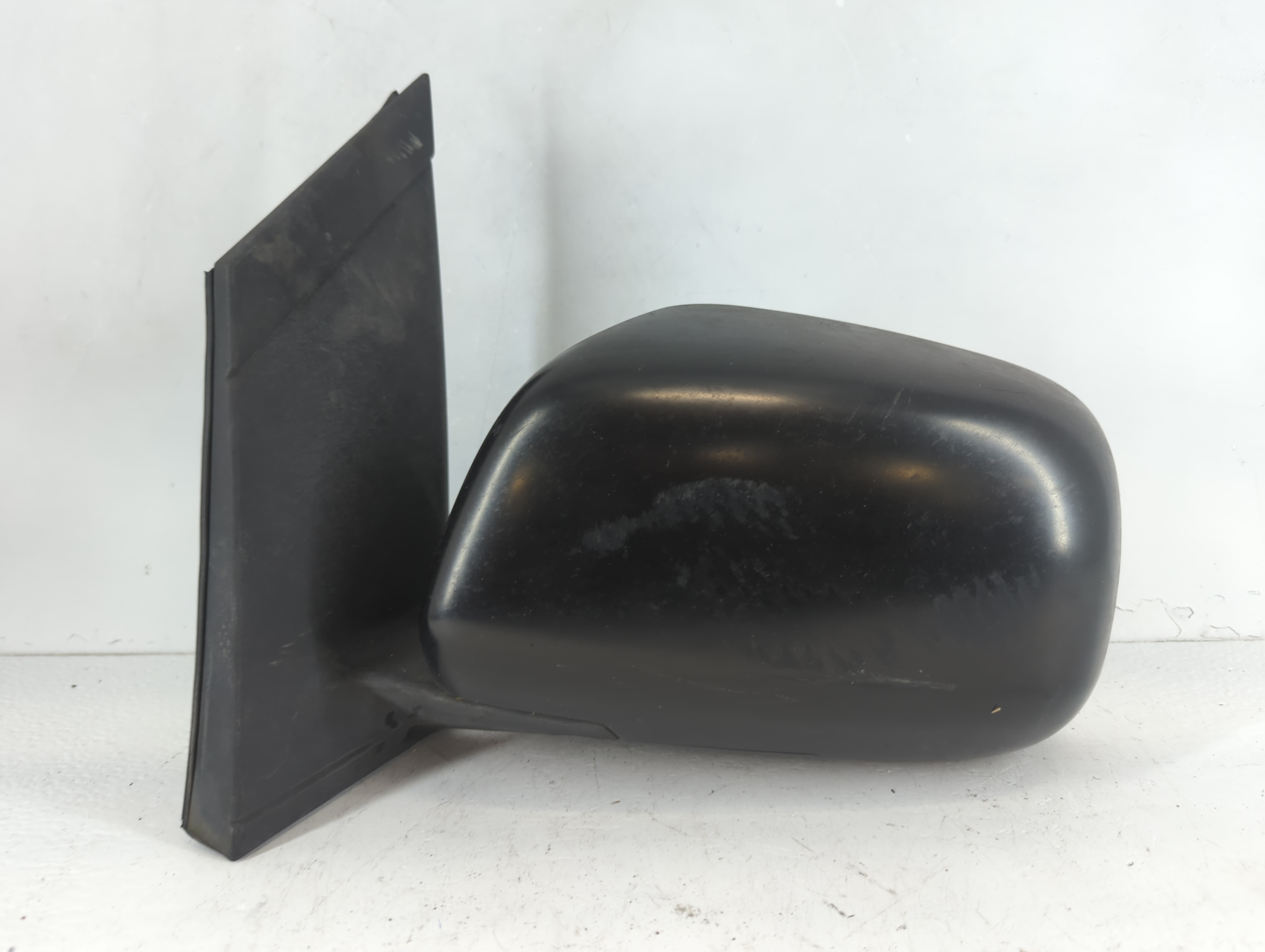 Picture of 2008 Toyota Sienna Driver Left Side View Manual Door Mirror Black 842521