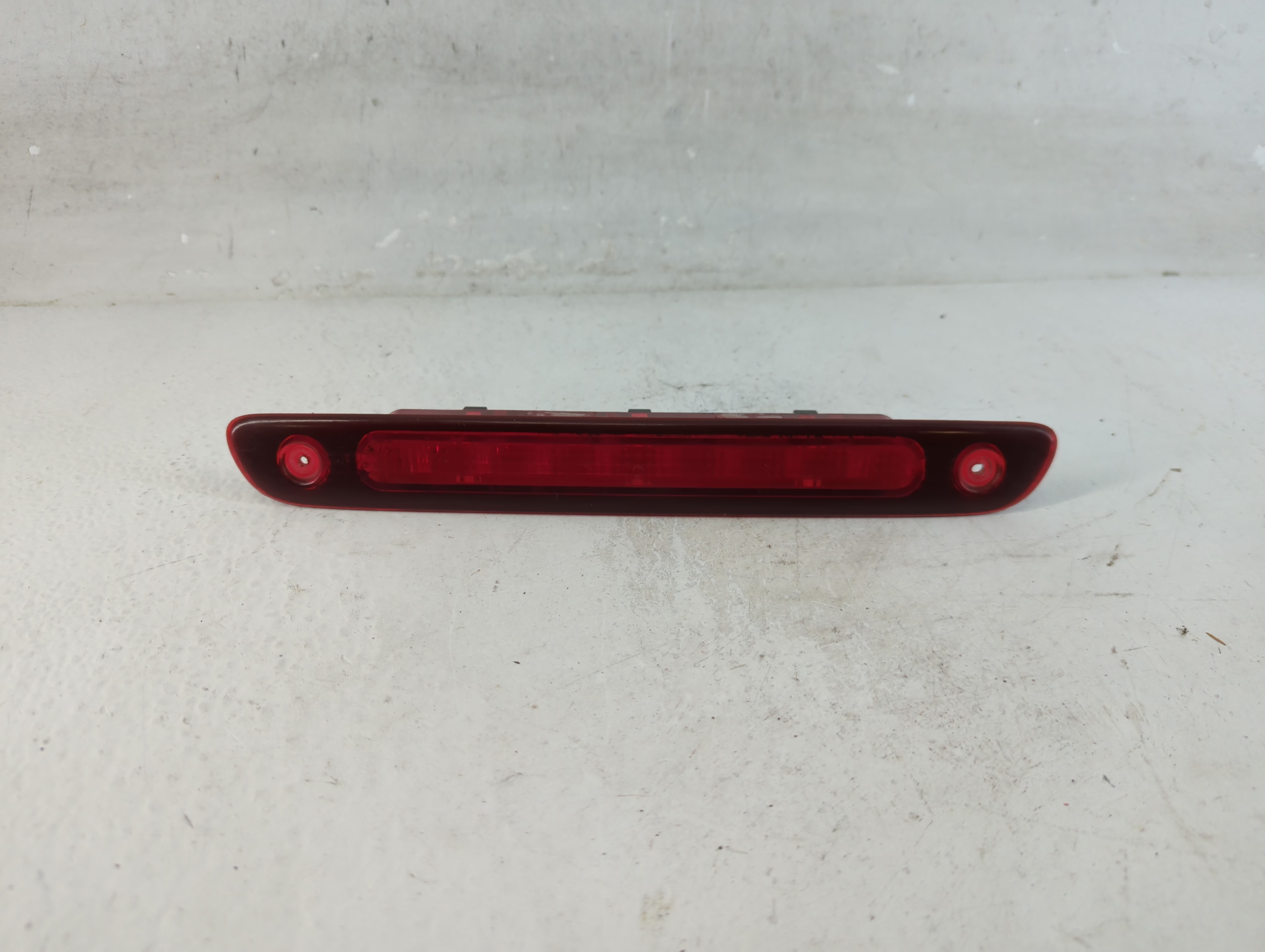 2008 Toyota Sienna Third Brake Light Tail Light 842588 - Oemusedautoparts1.com