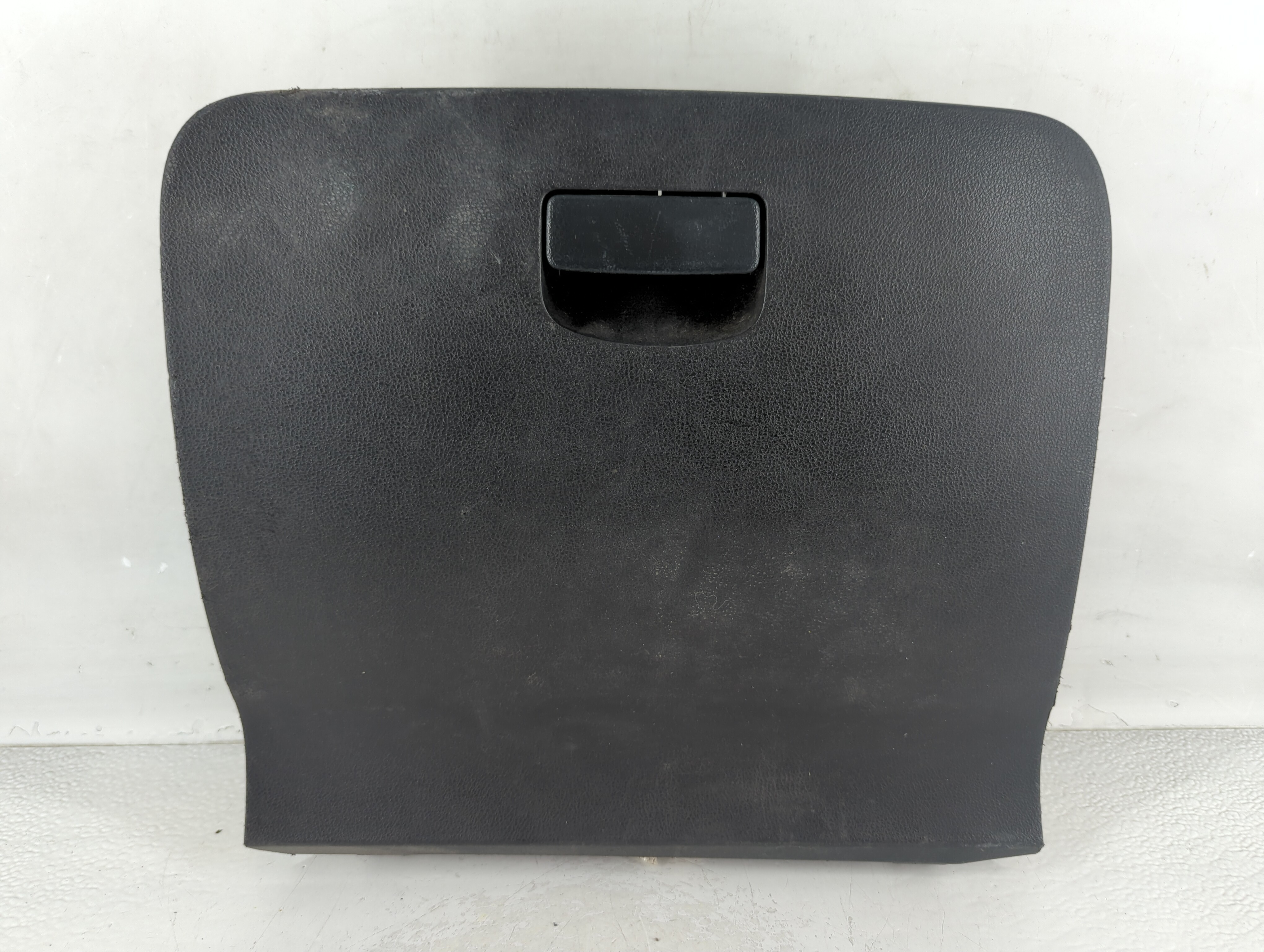 Picture of Nissan Versa Passenger Glove Box Door Storage Compartment 842646