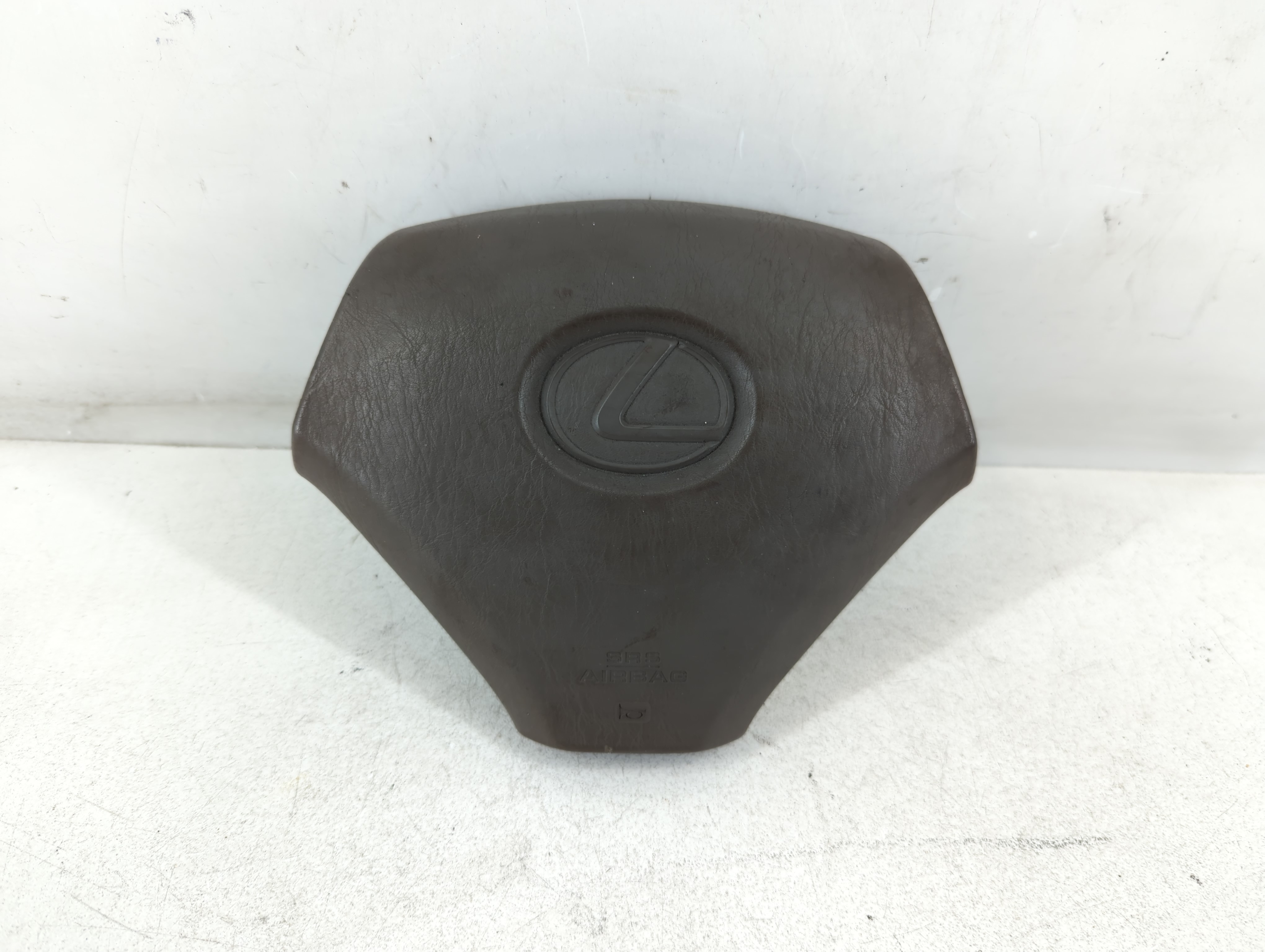 Picture of 1999-2000 Lexus Rx300 Air Bag Driver Left Steering Wheel Mounted 842668
