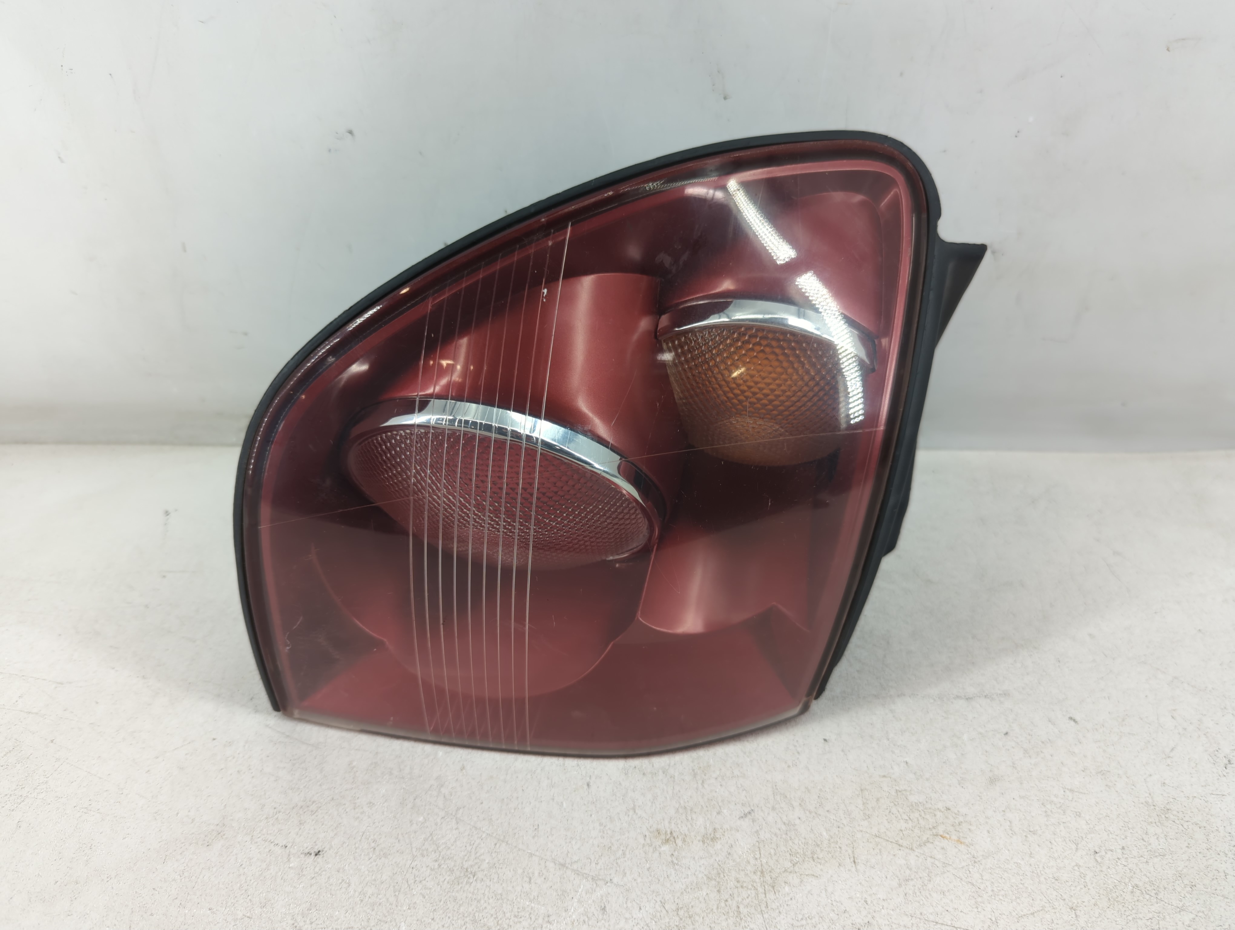 1999-2000 Lexus Rx300 Driver Left Side Tail Light Taillight Oem 842676 - Oemusedautoparts1.com