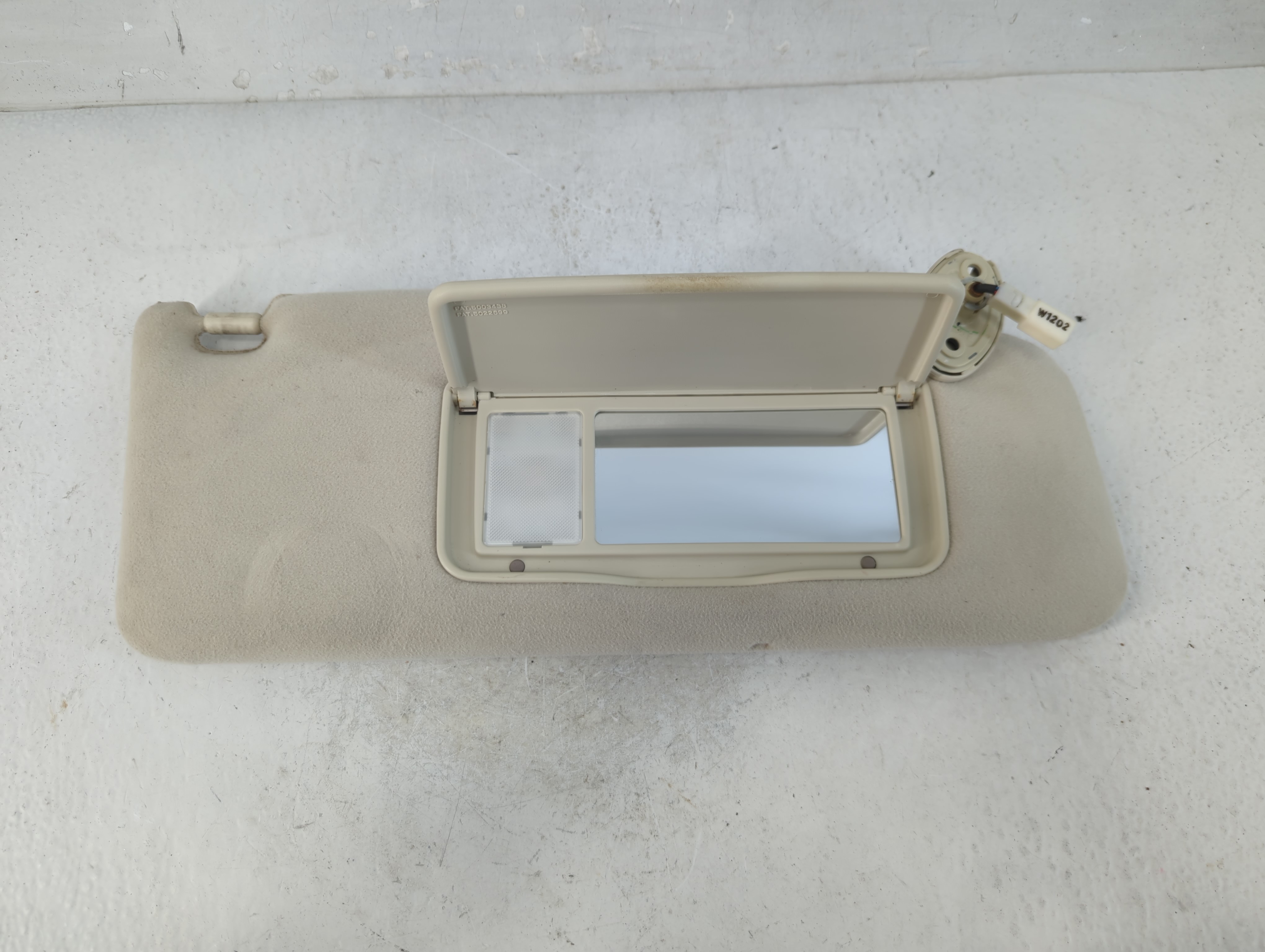 2001-2006 Lexus Ls430 Passenger Sun Visor Mirror Right Sunvisor 843026 - Oemusedautoparts1.com