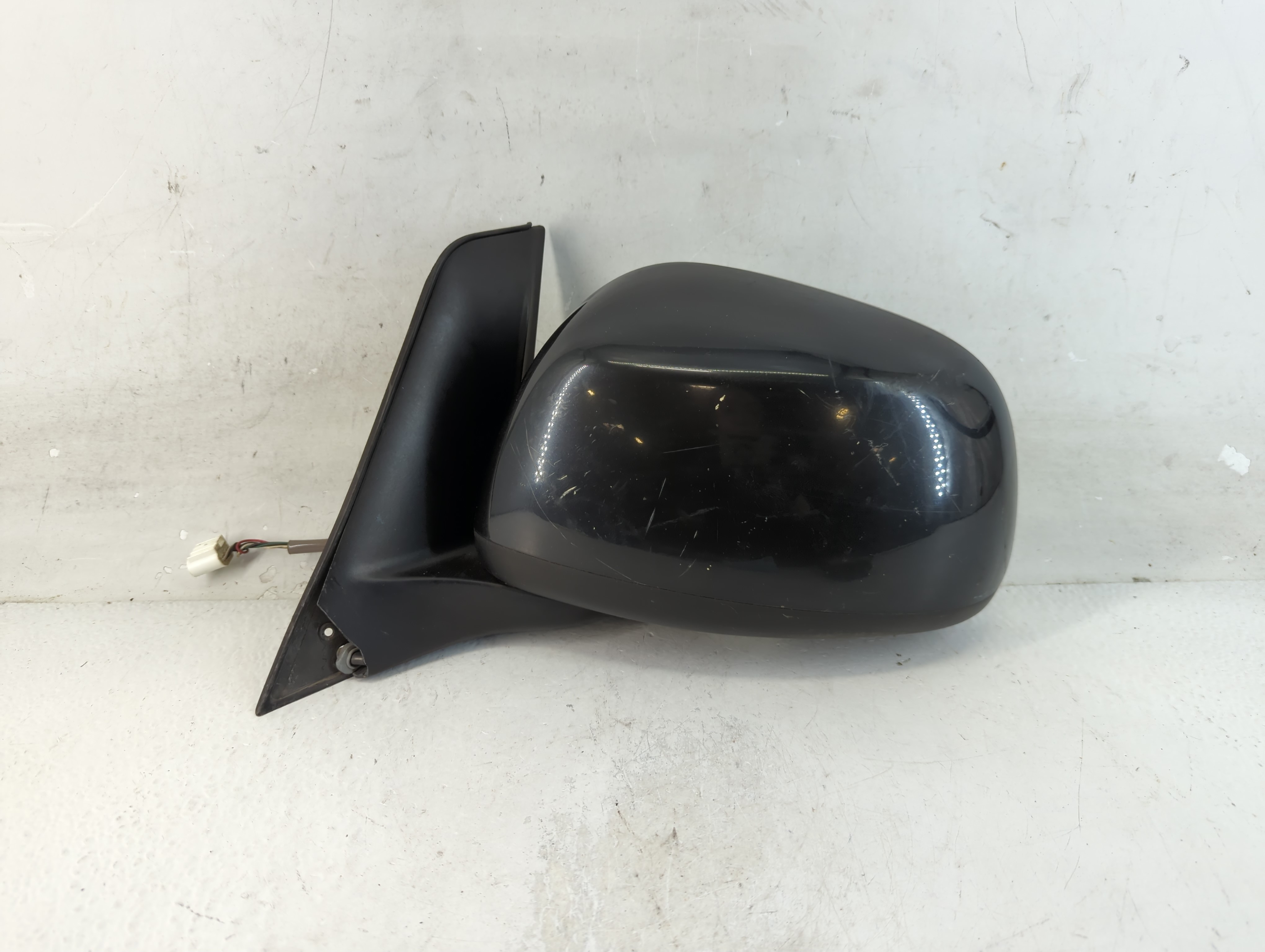 Picture of 2007-2013 Suzuki Sx4 Driver Left Side View Manual Door Mirror Black 843232
