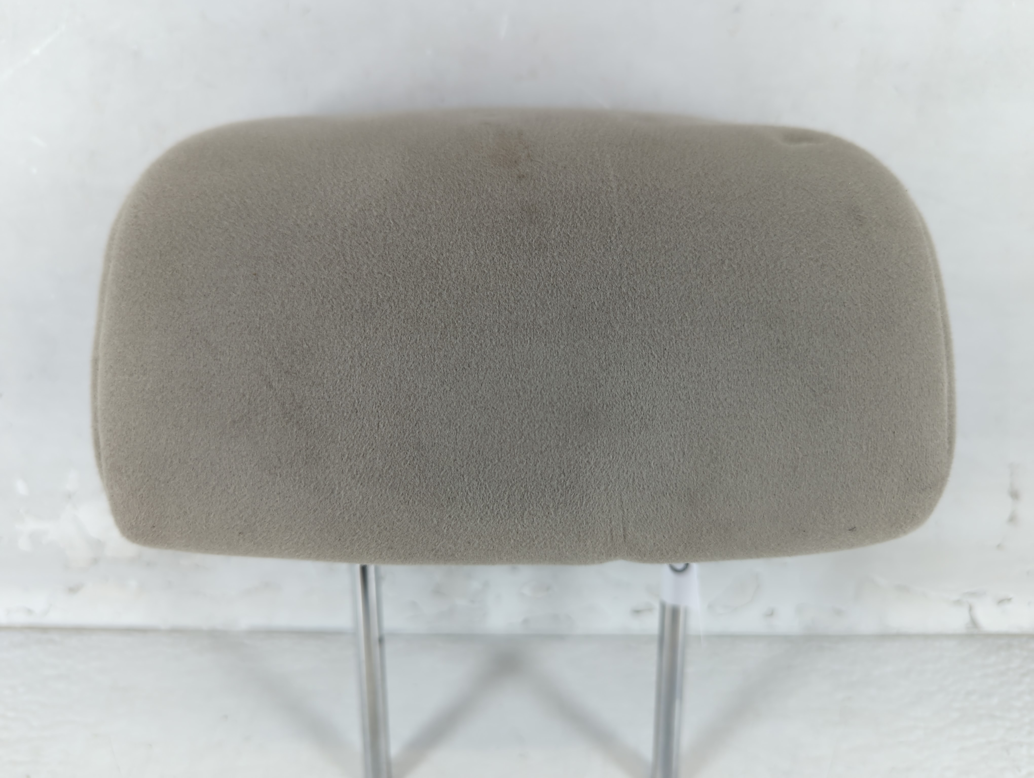 2006-2009 Toyota Prius Headrest Head Rest Rear Center Seat 843330 - Oemusedautoparts1.com