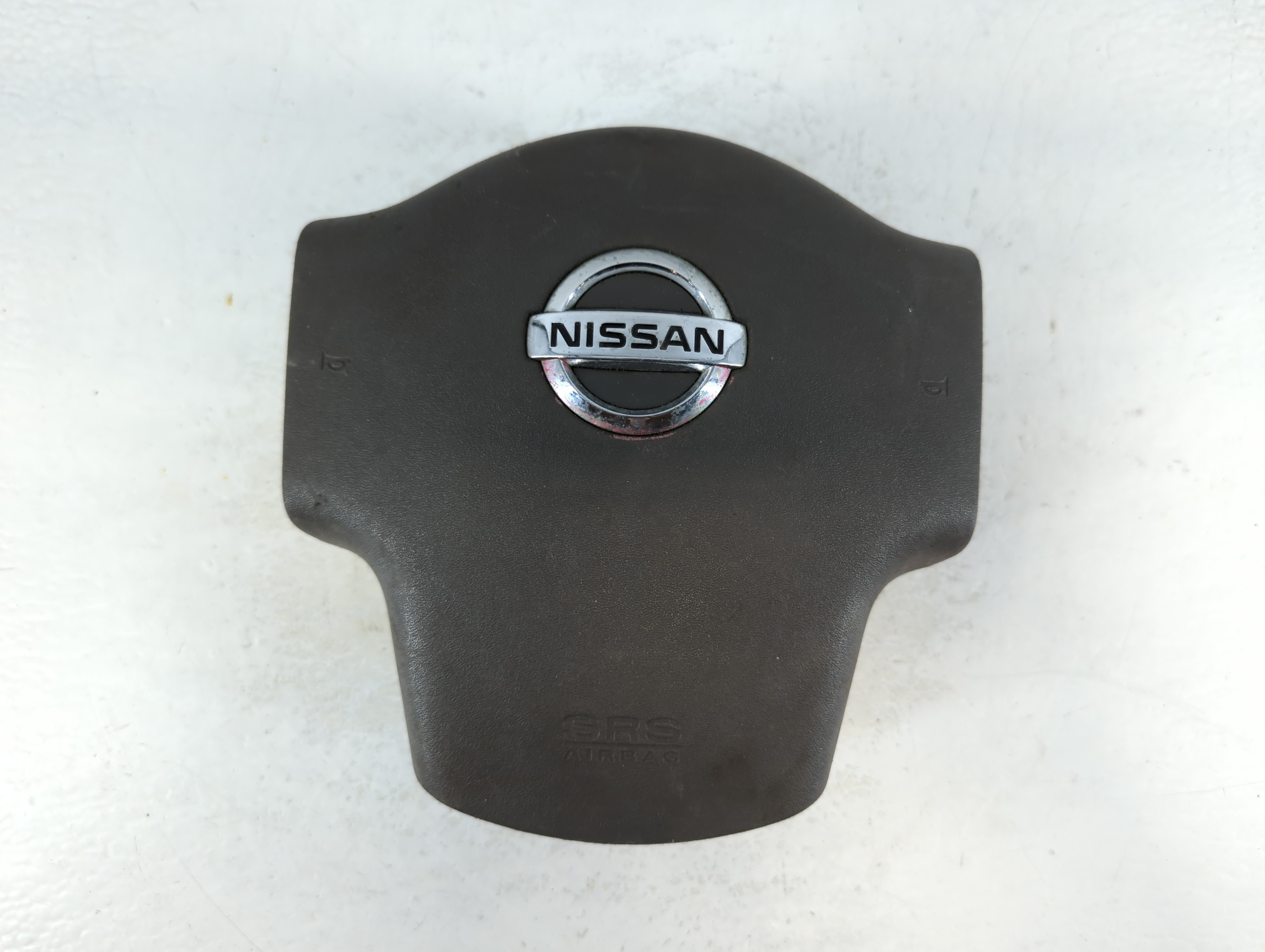 2004-2007 Nissan Titan Air Bag Driver Left Steering Wheel Mounted 843374 - Oemusedautoparts1.com