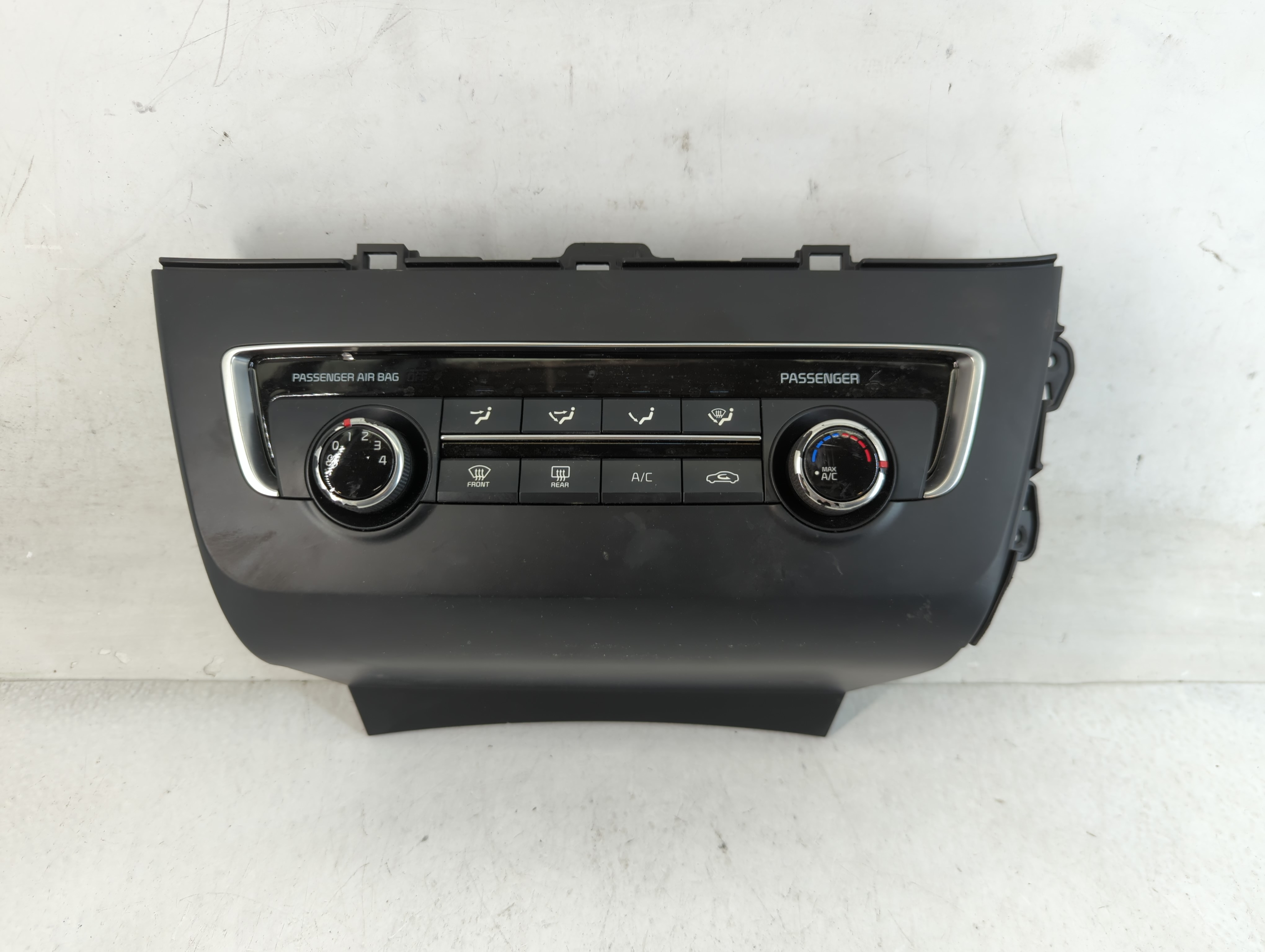 2017-2018 Kia Optima Ac Heater Climate Control Jfa Mtc Avn 843591 - Oemusedautoparts1.com