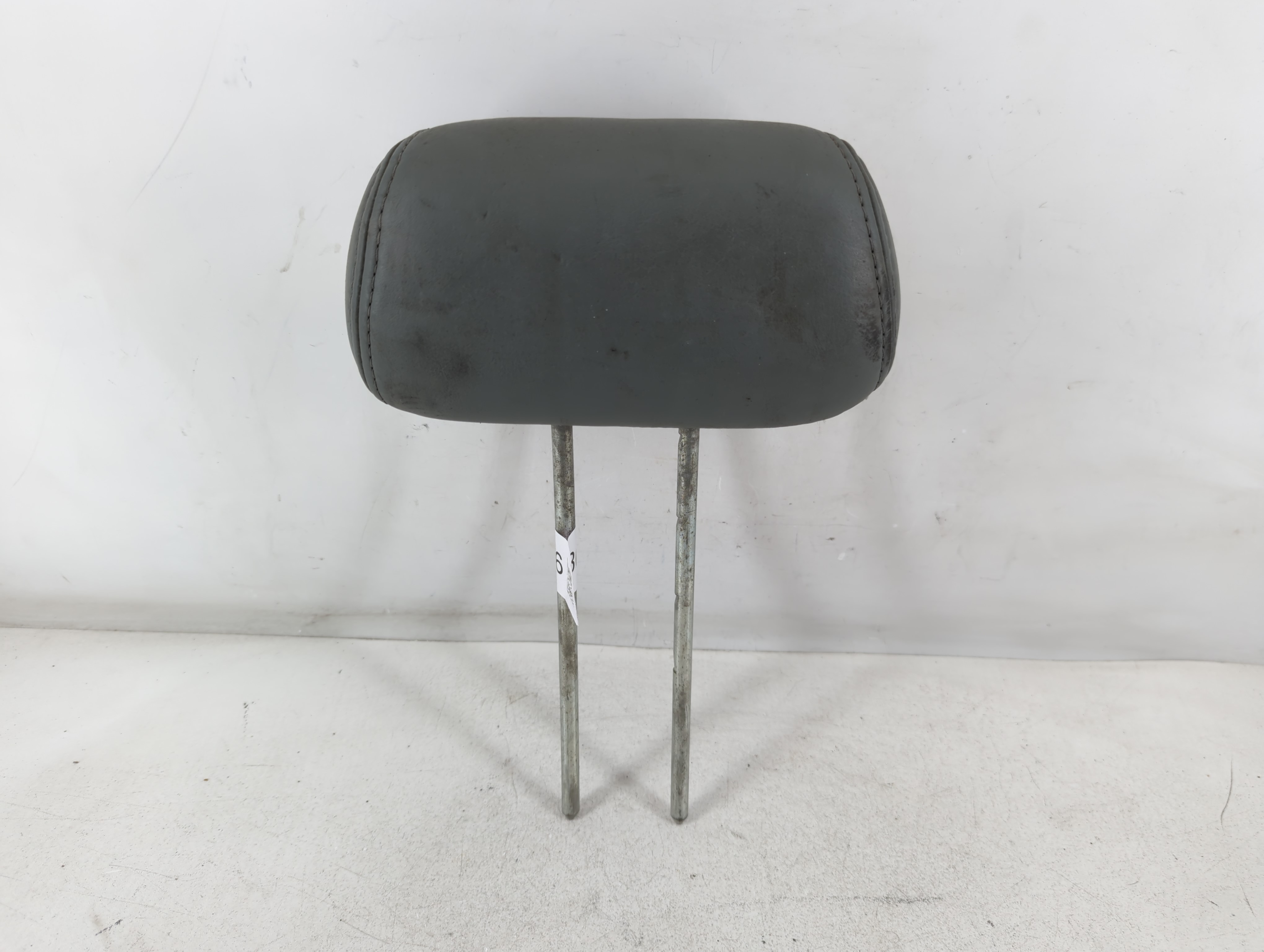 Picture of 2006-2011 Kia Rio Headrest Head Rest Front Driver Passenger Seat 843656