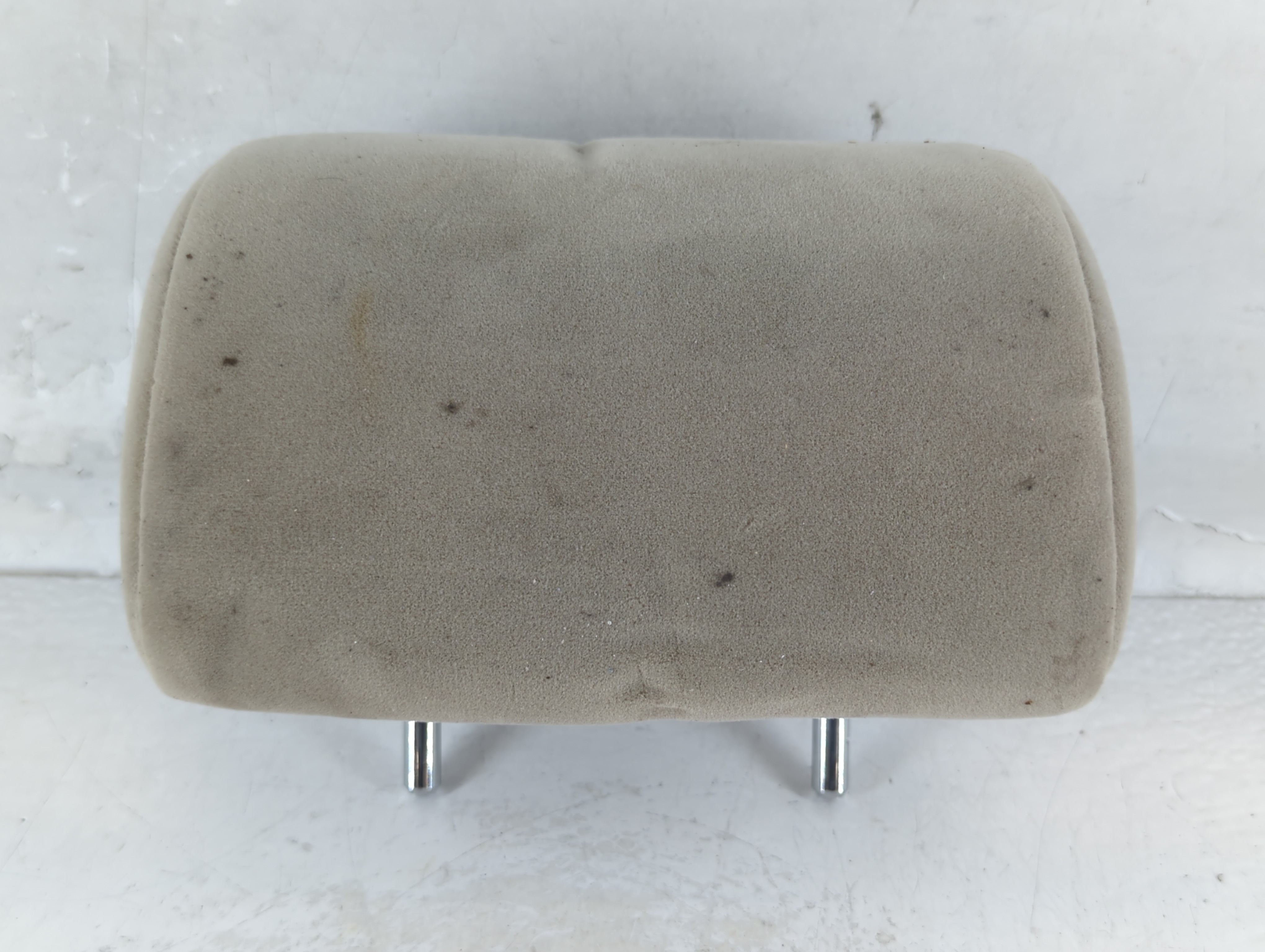 Picture of 2009 Toyota Corolla Headrest Head Rest Rear Center Seat 843732