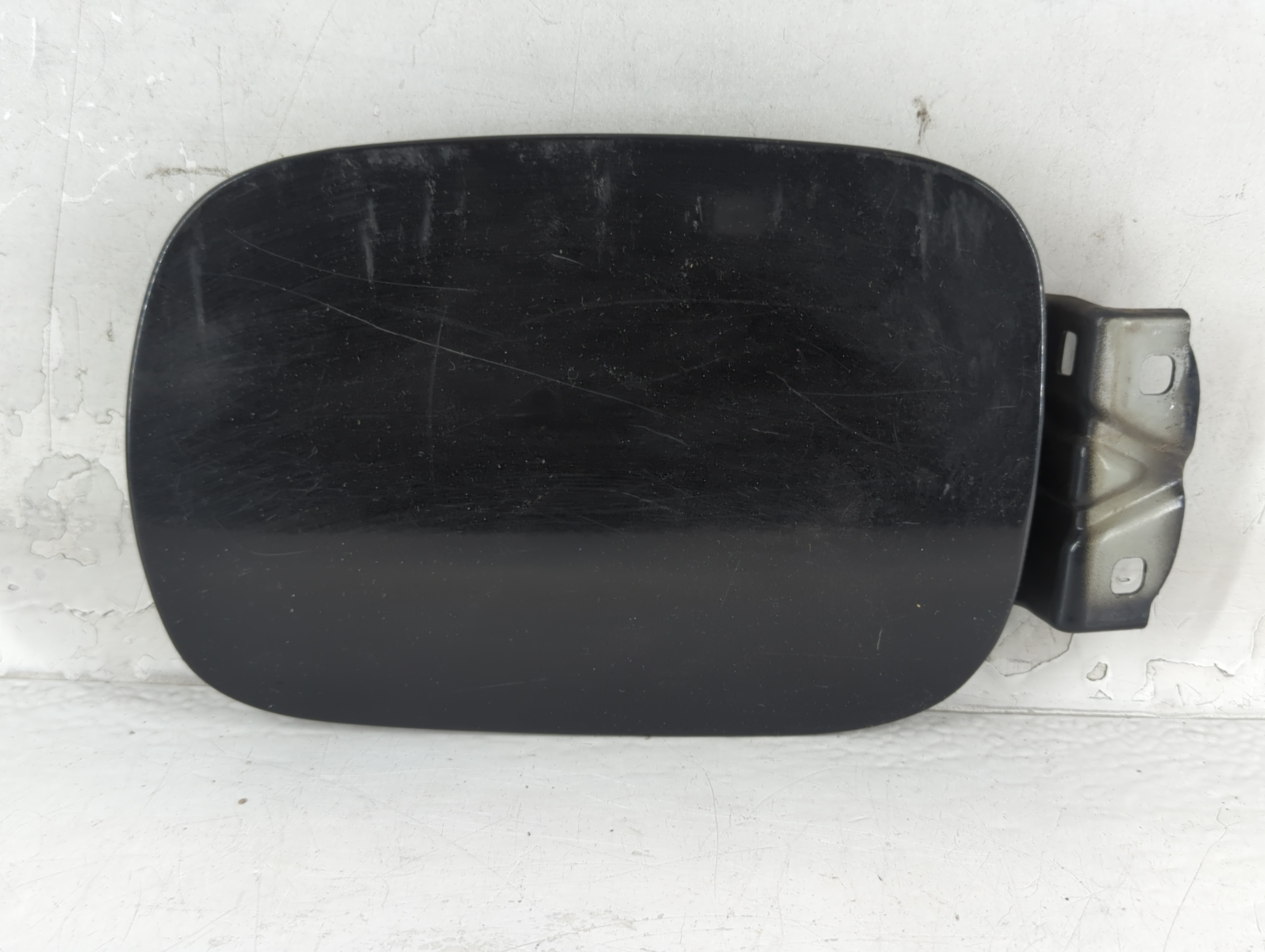 Picture of 2003 Volvo V40 Fuel Tank Door Lid Gas Tank 843823
