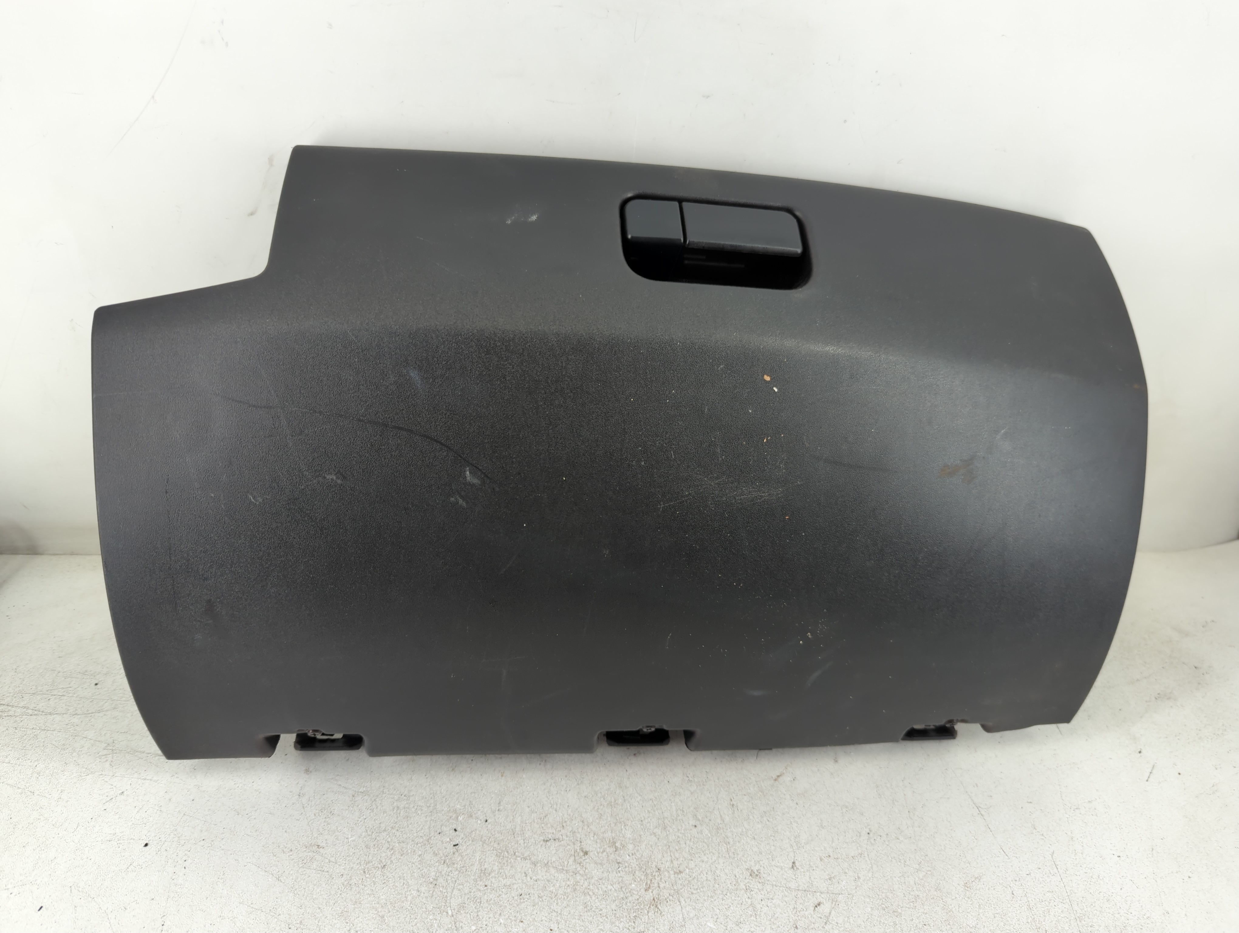 Picture of 2011 Mitsubishi Endeavor Passenger Glove Box Door Storage Compartment 843962