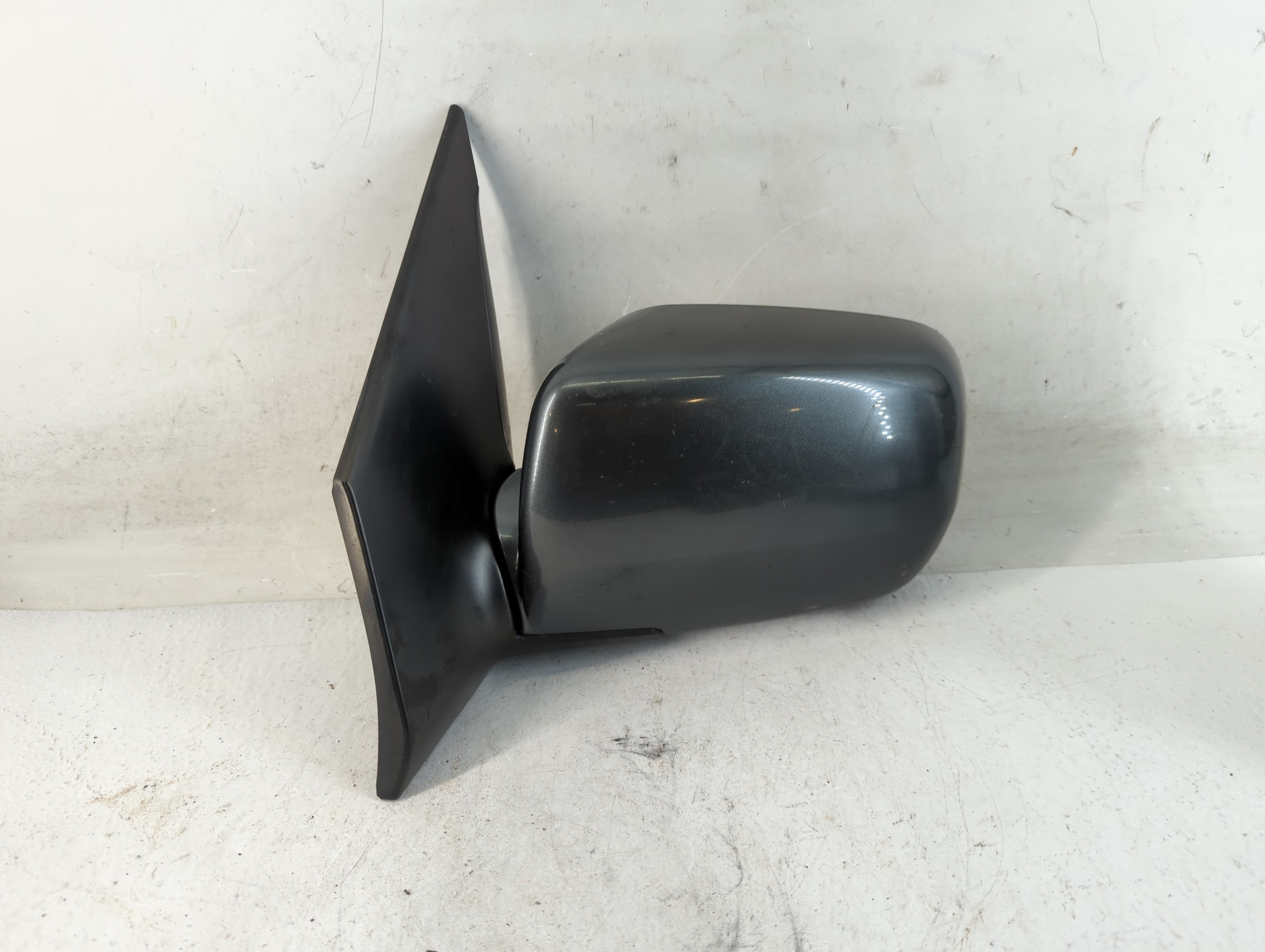 2003-2008 Honda Pilot Driver Left Side View Manual Door Mirror Black 843981 - Oemusedautoparts1.com