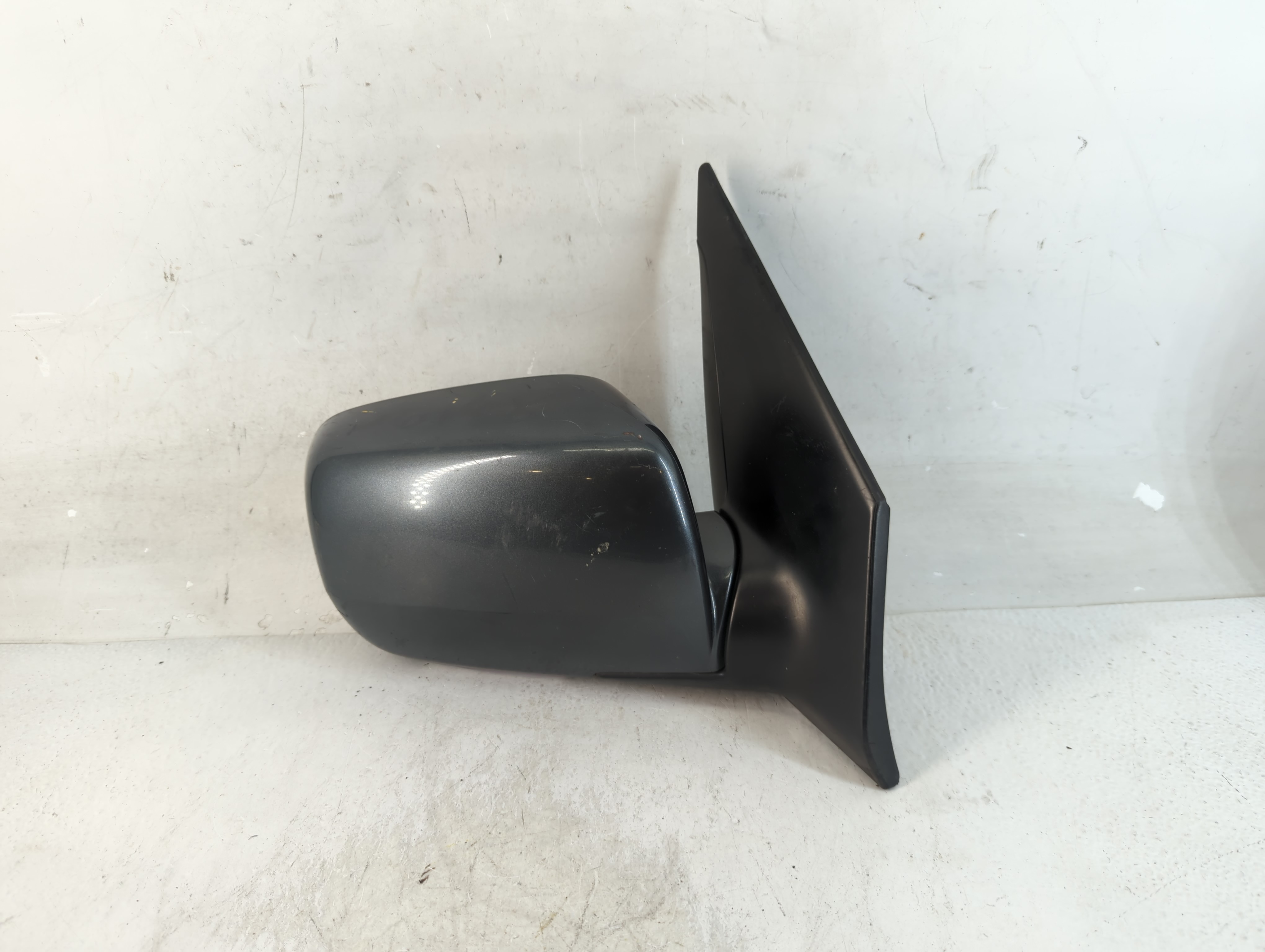 2003-2008 Honda Pilot Passenger Right Side View Power Door Mirror Black 843993 - Oemusedautoparts1.com