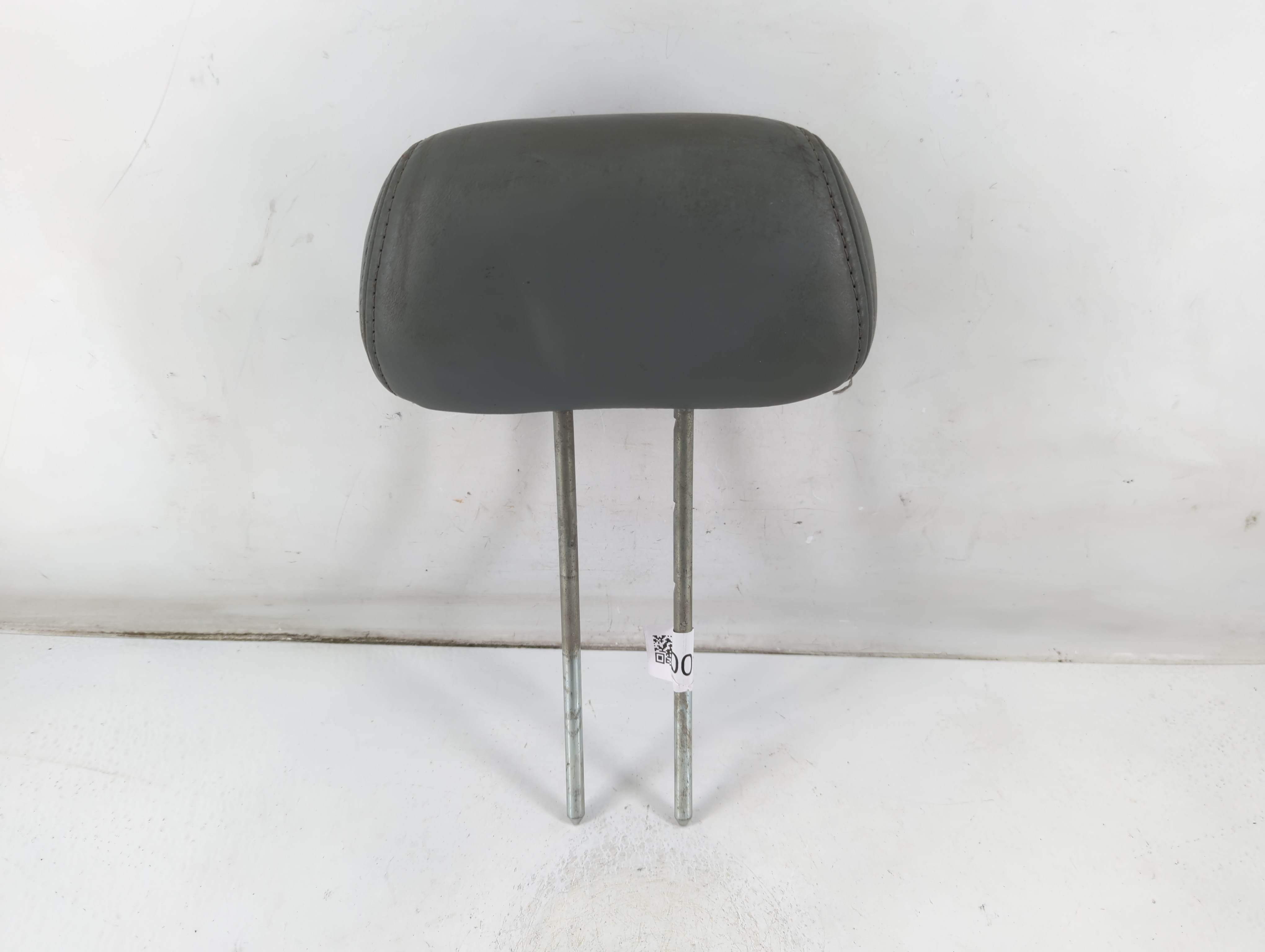 2003-2003 Honda Pilot Headrest Head Rest Rear Seat Black 844006 - Oemusedautoparts1.com