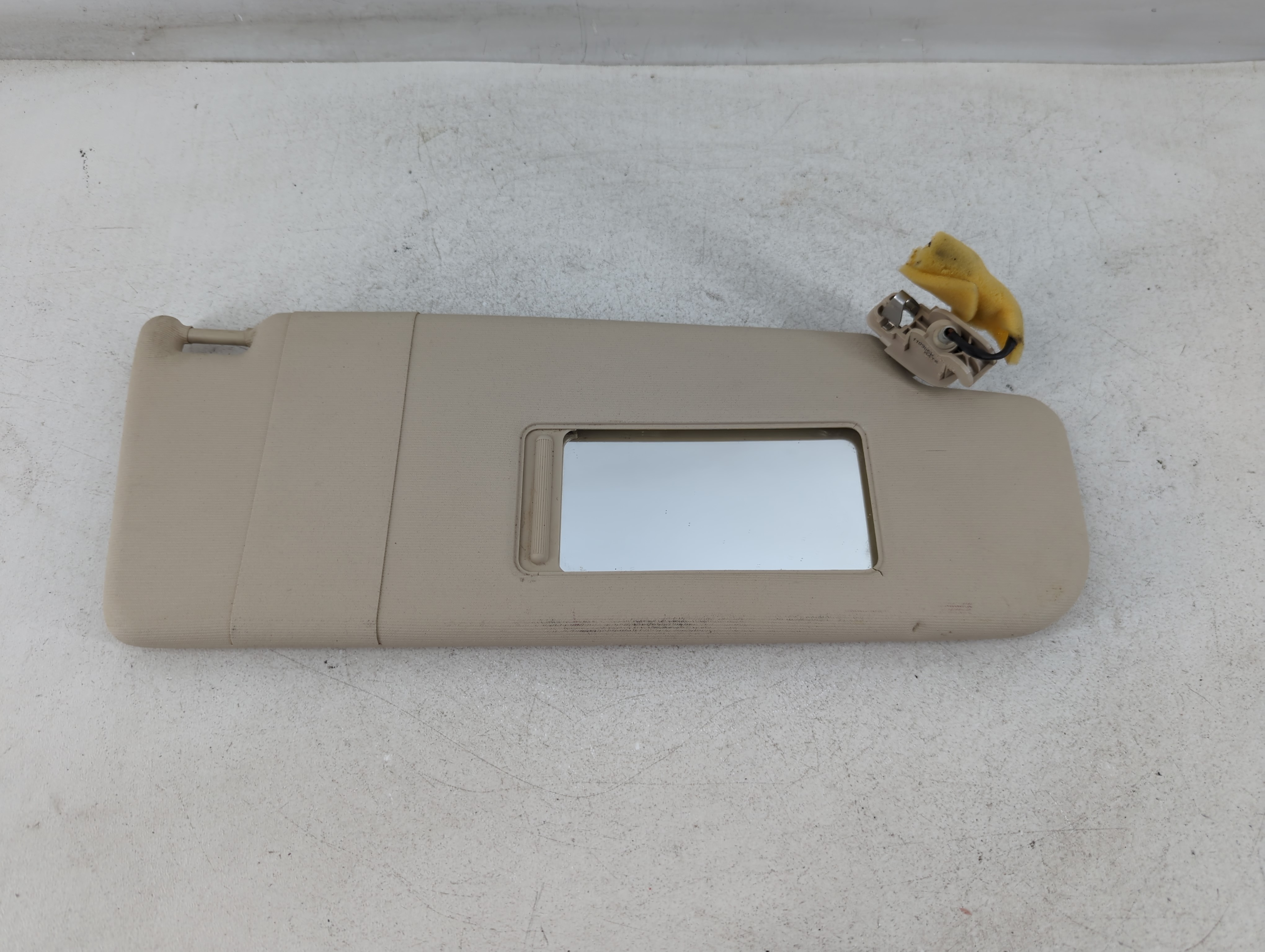 2011-2018 Volkswagen Jetta Passenger Sun Visor Mirror Right Sunvisor 844133 - Oemusedautoparts1.com