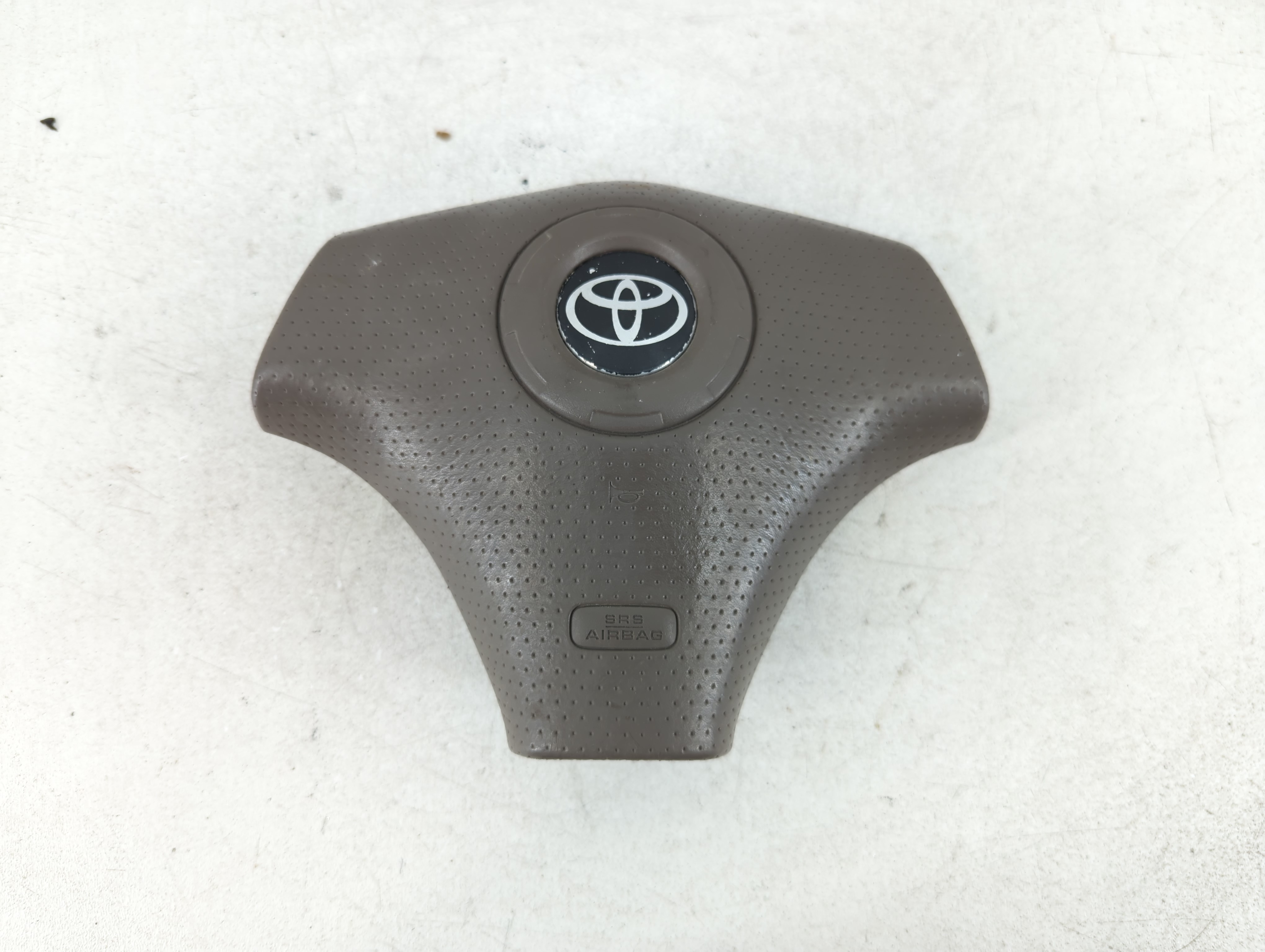 Picture of 2003-2004 Toyota Corolla Air Bag Driver Left Steering Wheel Mounted 844348