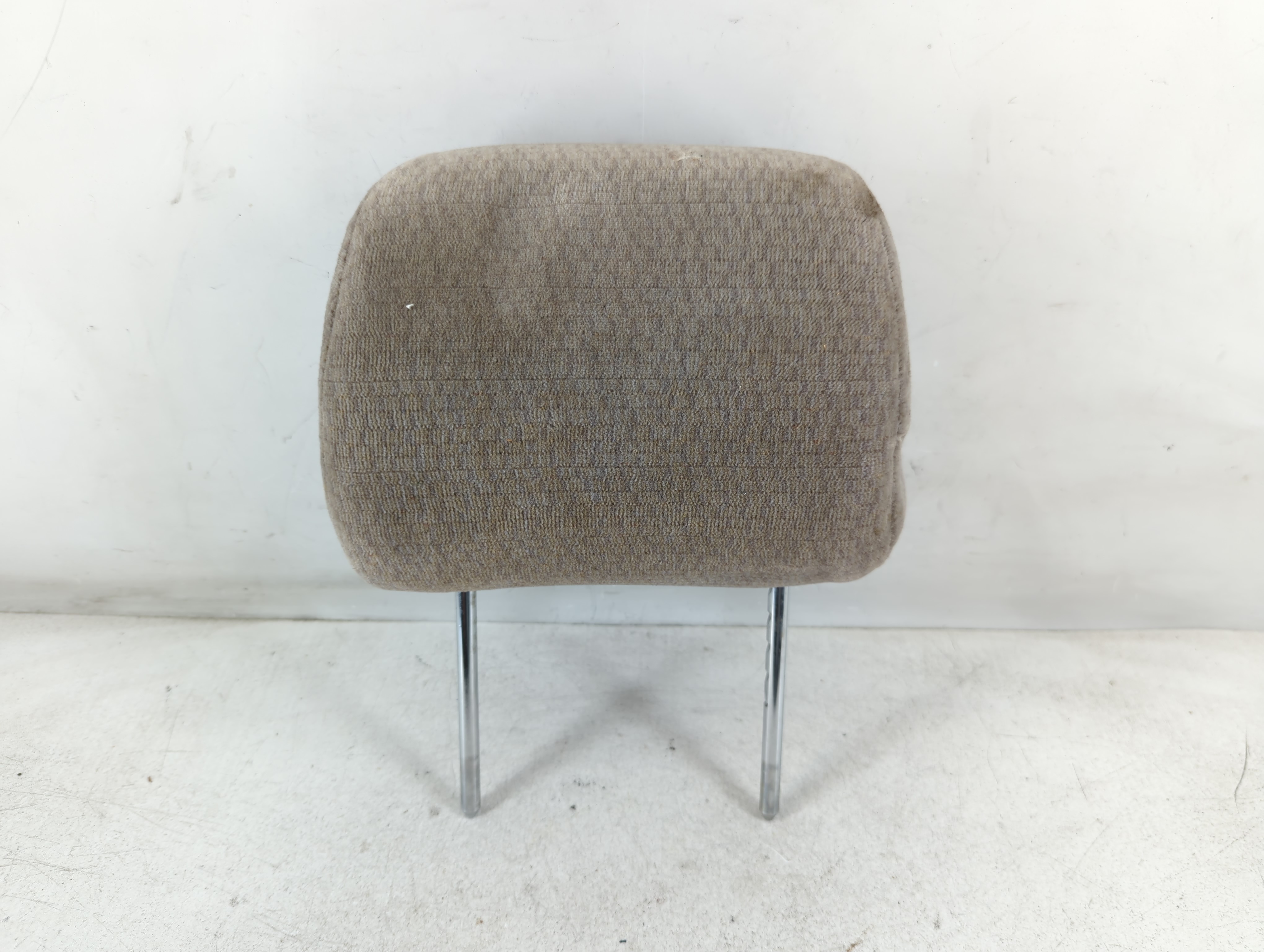 Picture of 2002-2004 Toyota Corolla Headrest Head Rest Front Driver Passenger Seat 844372