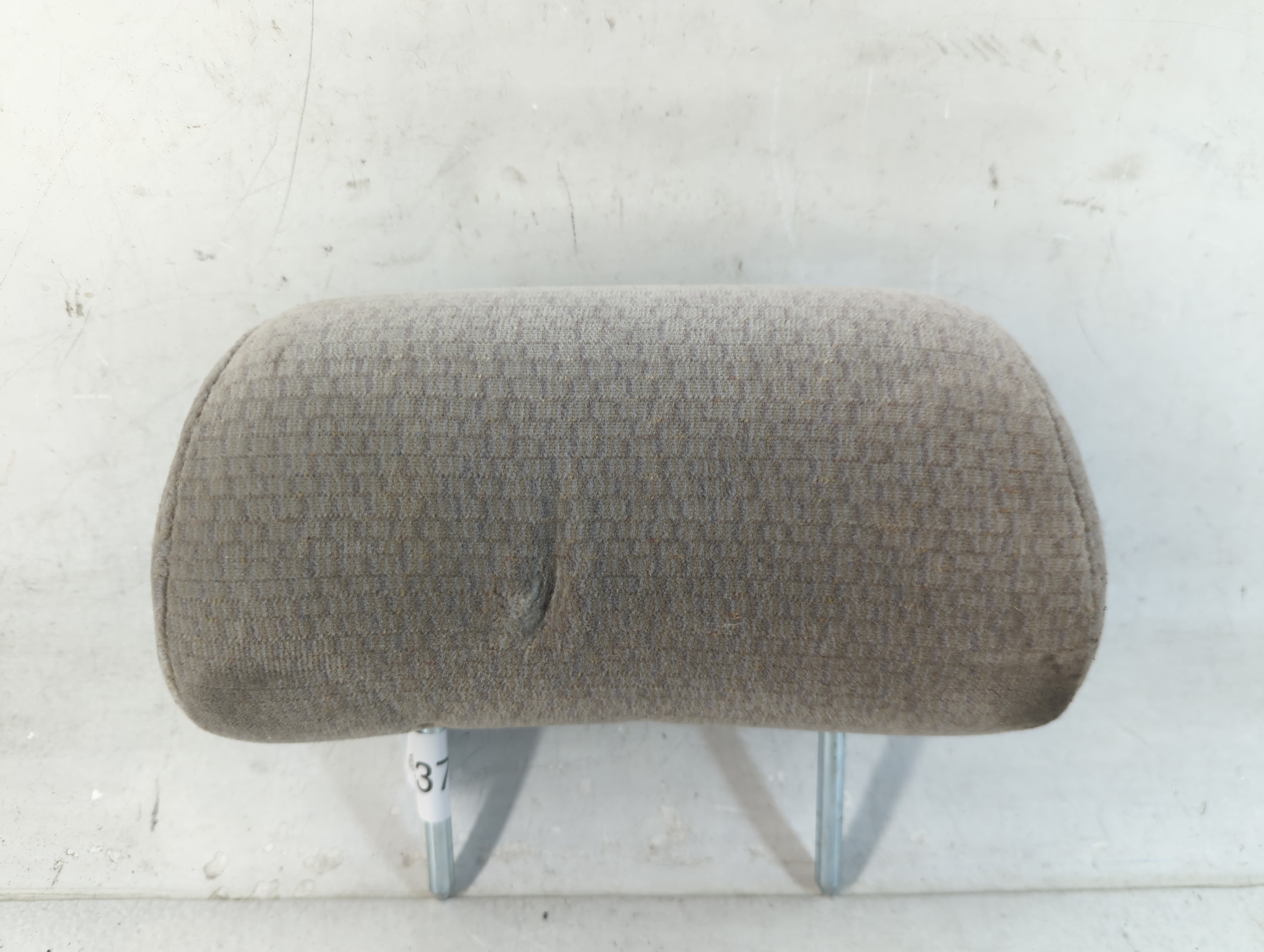 Picture of 2002-2004 Toyota Corolla Headrest Head Rest Rear Seat 844373