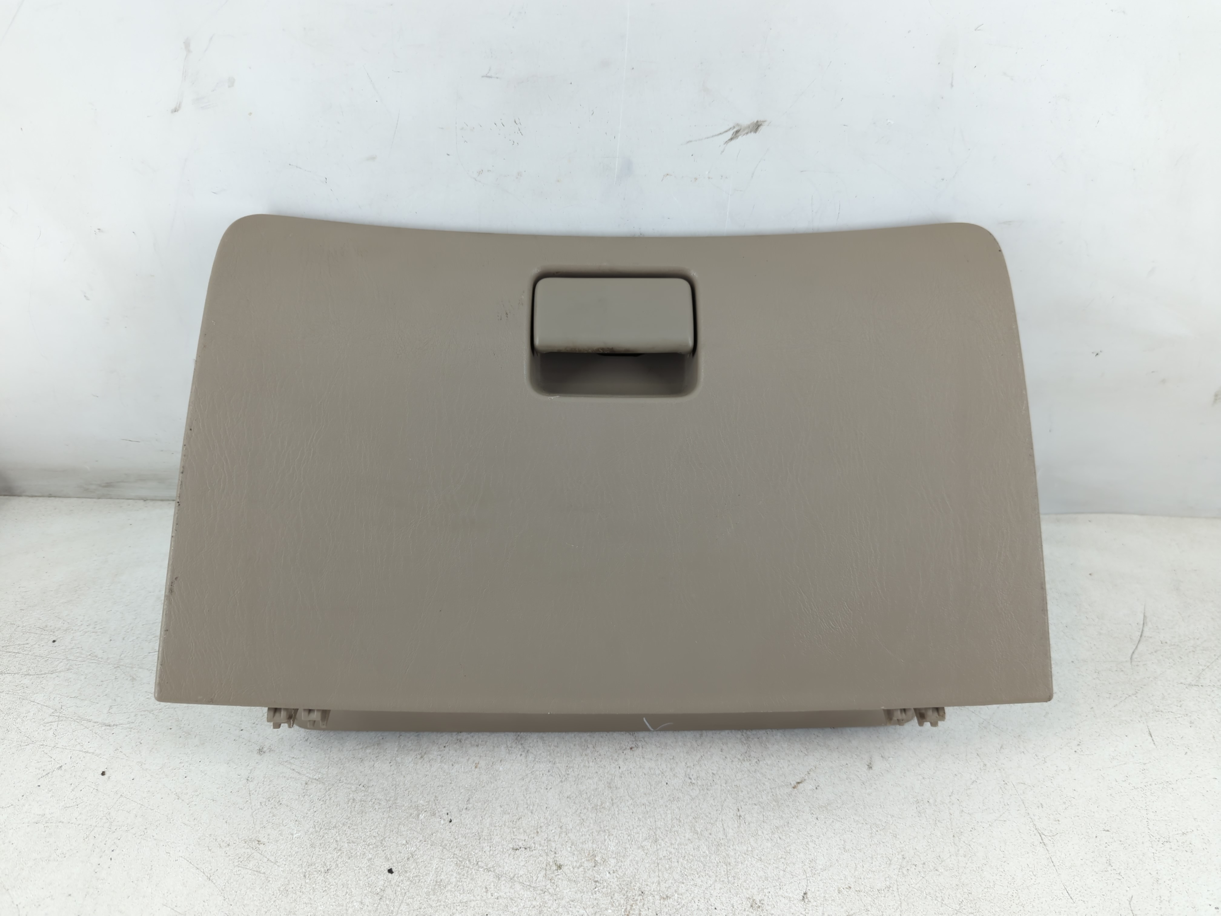 Picture of 2003 Toyota Corolla Passenger Glove Box Door Storage Compartment 844397