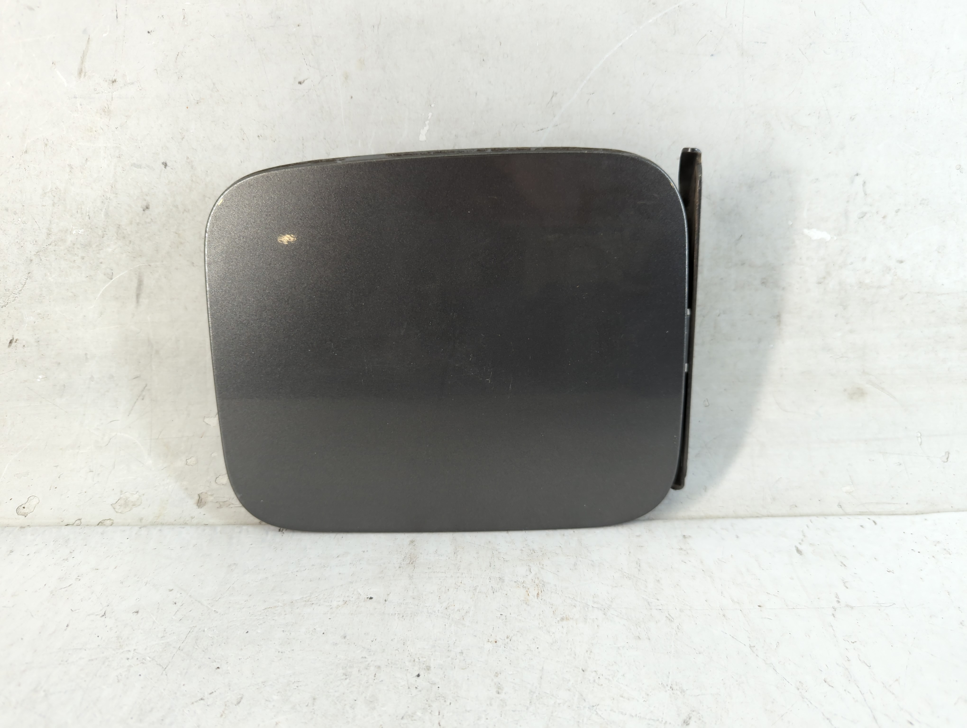 Picture of 2012 Nissan Juke Fuel Tank Door Lid Gas Tank 844611