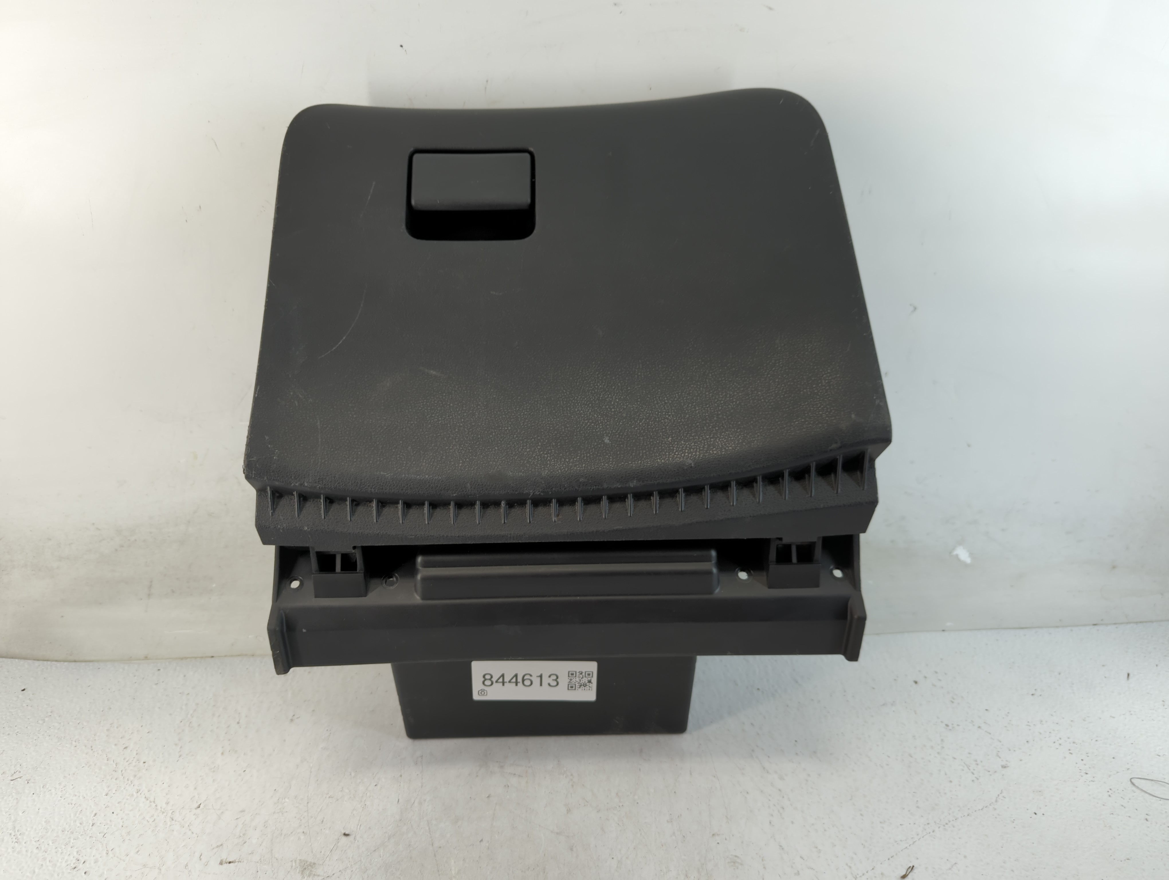 Picture of 2012 Nissan Juke Passenger Glove Box Door Storage Compartment 844613