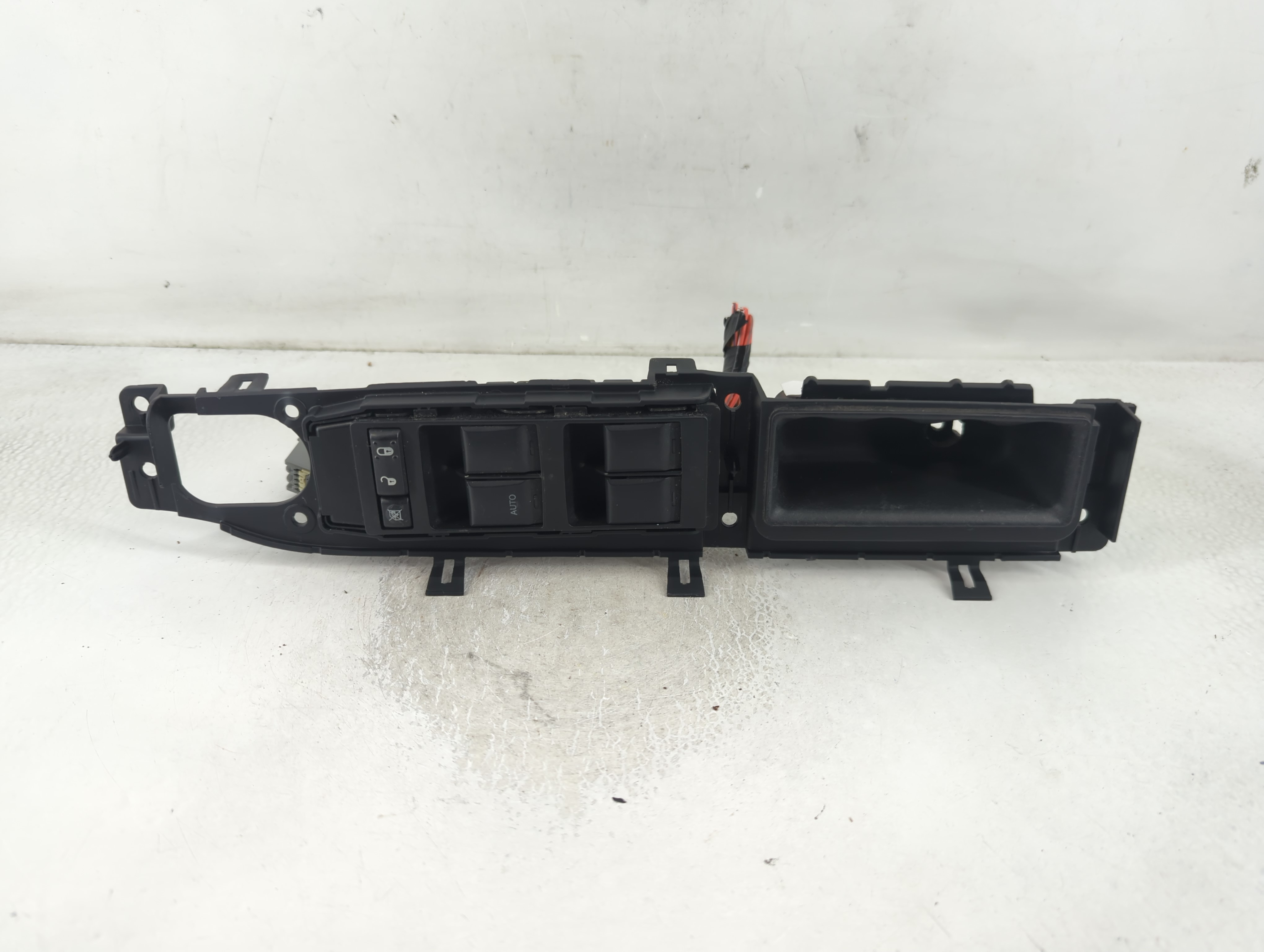 2007-2010 Dodge Caliber Driver Left Door Master Power Window Switch 844705 - Oemusedautoparts1.com