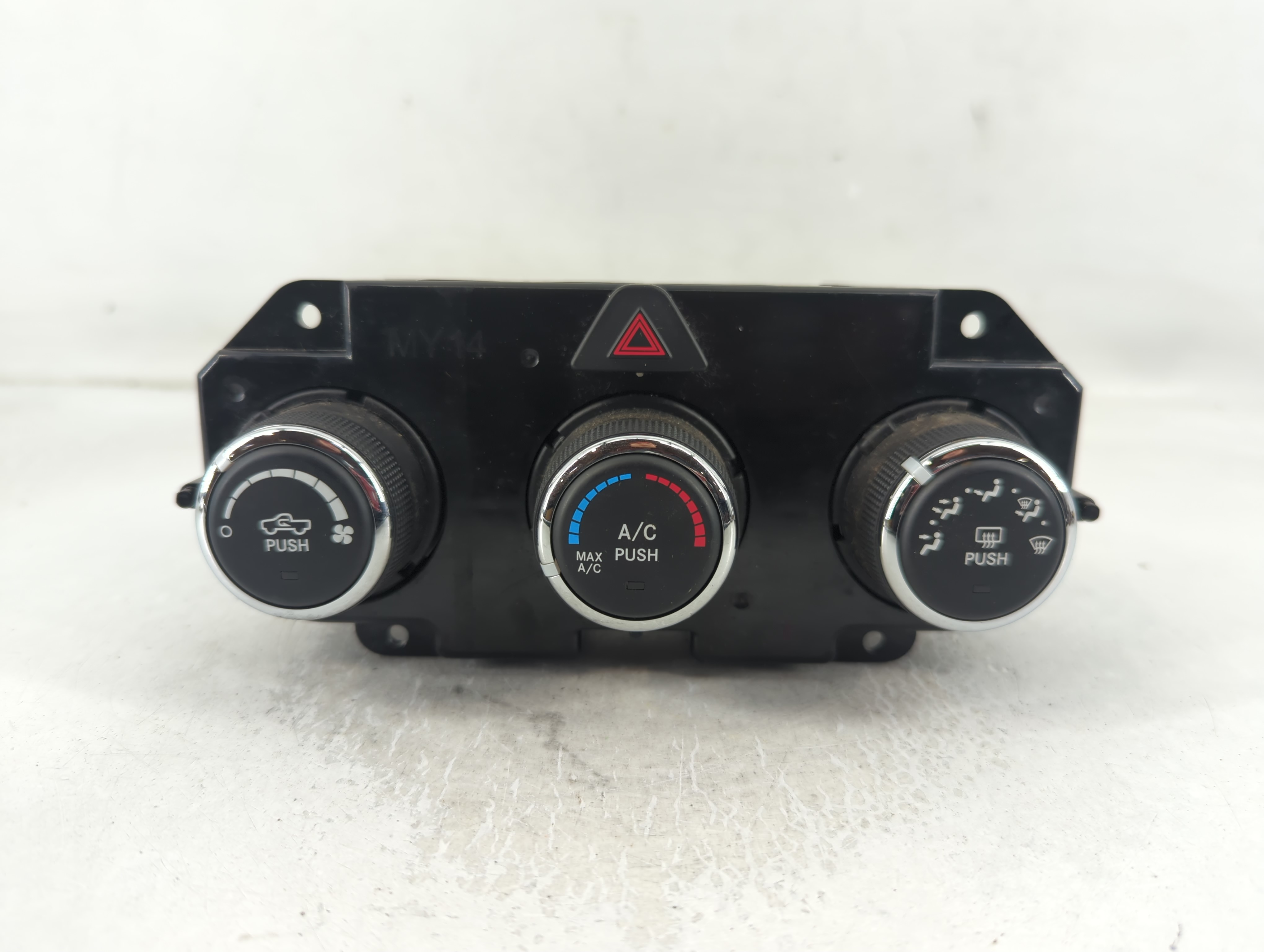 2015 Dodge Ram 1500 Ac Heater Climate Control P68236776ab 844779 - Oemusedautoparts1.com