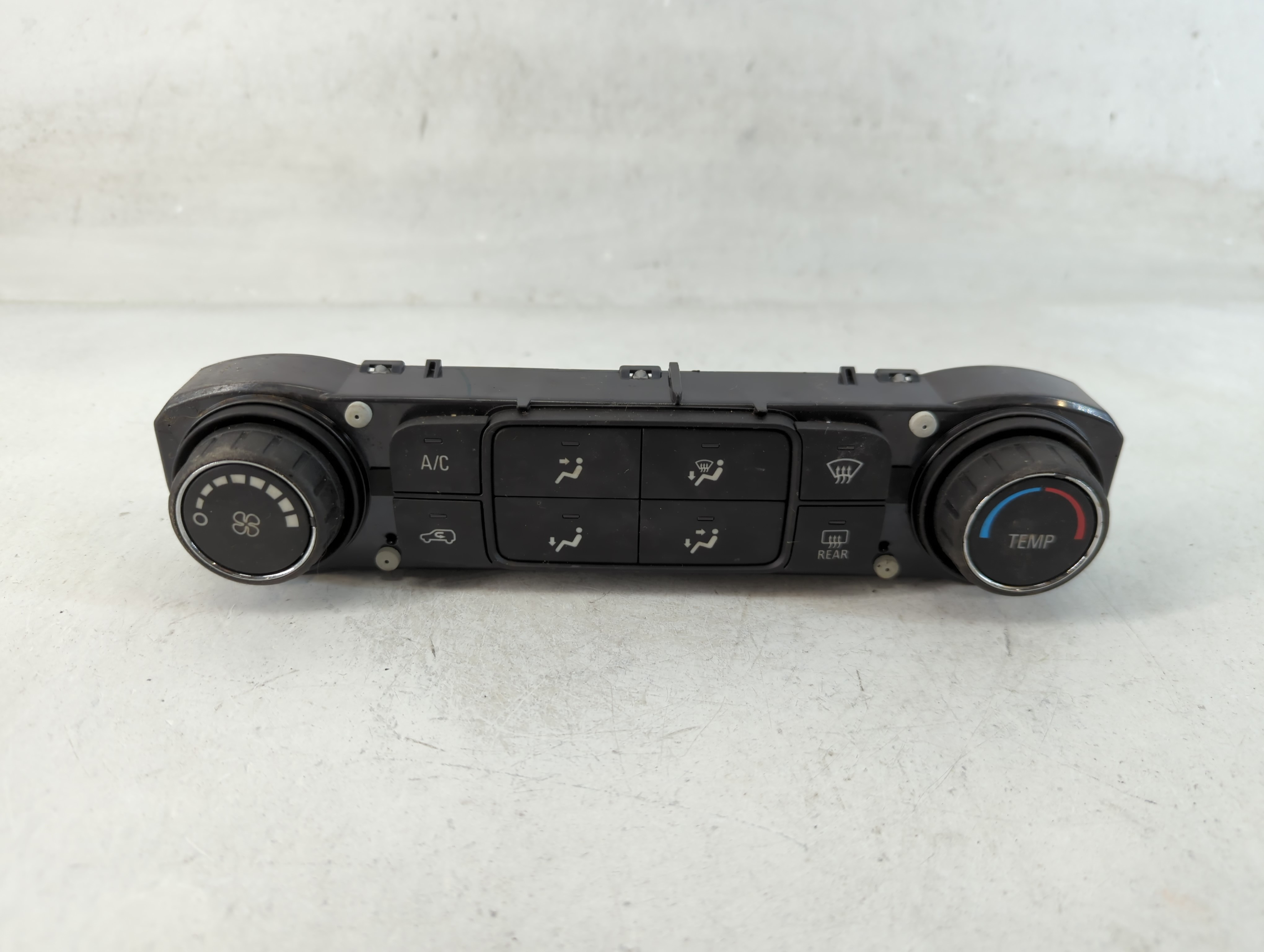 Gmc Terrain Ac Heater Climate Control 84209835 844787 - Oemusedautoparts1.com