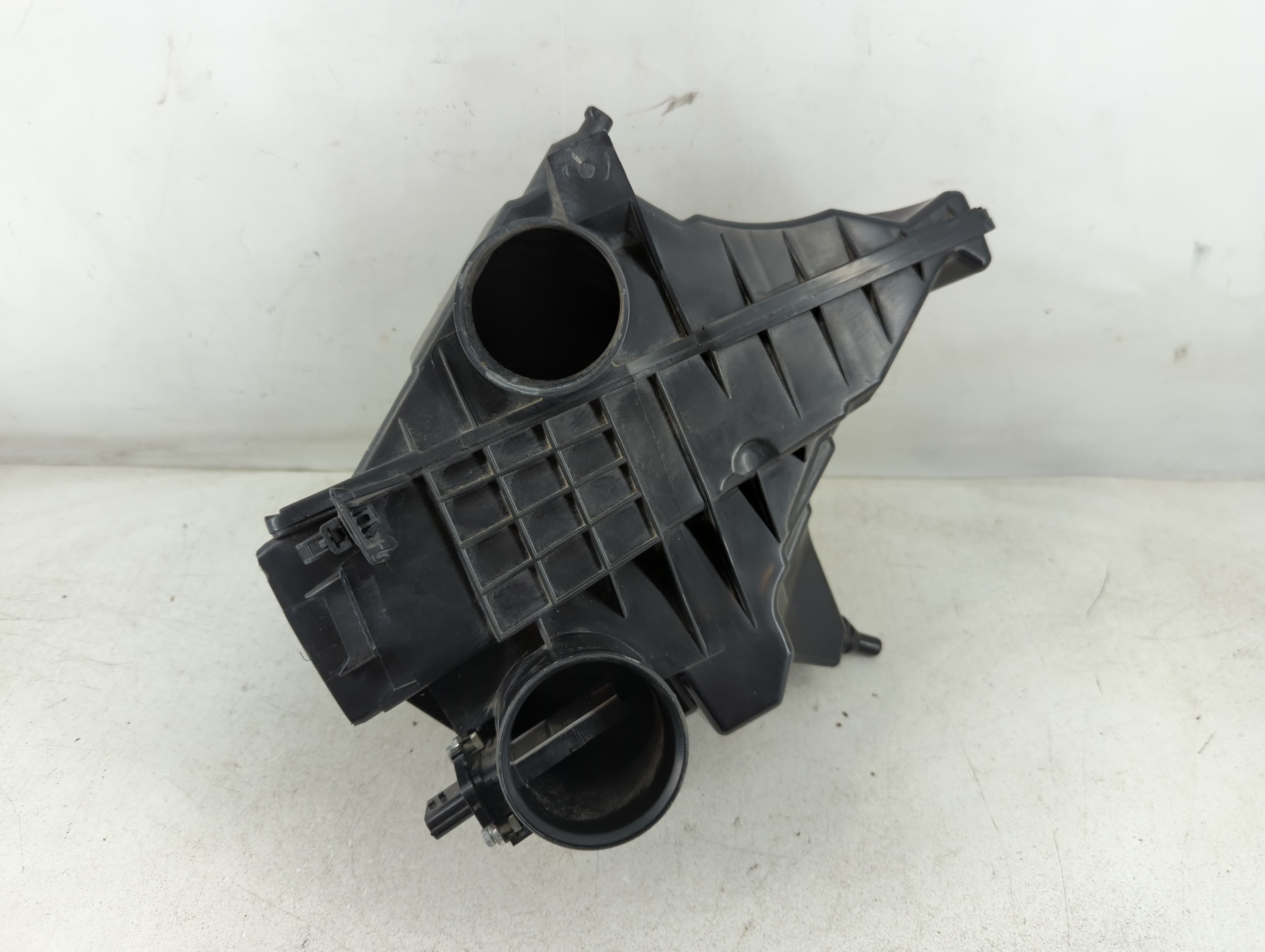 Picture of 2007-2011 Nissan Versa Air Cleaner Intake-duct Hose Tube 844905