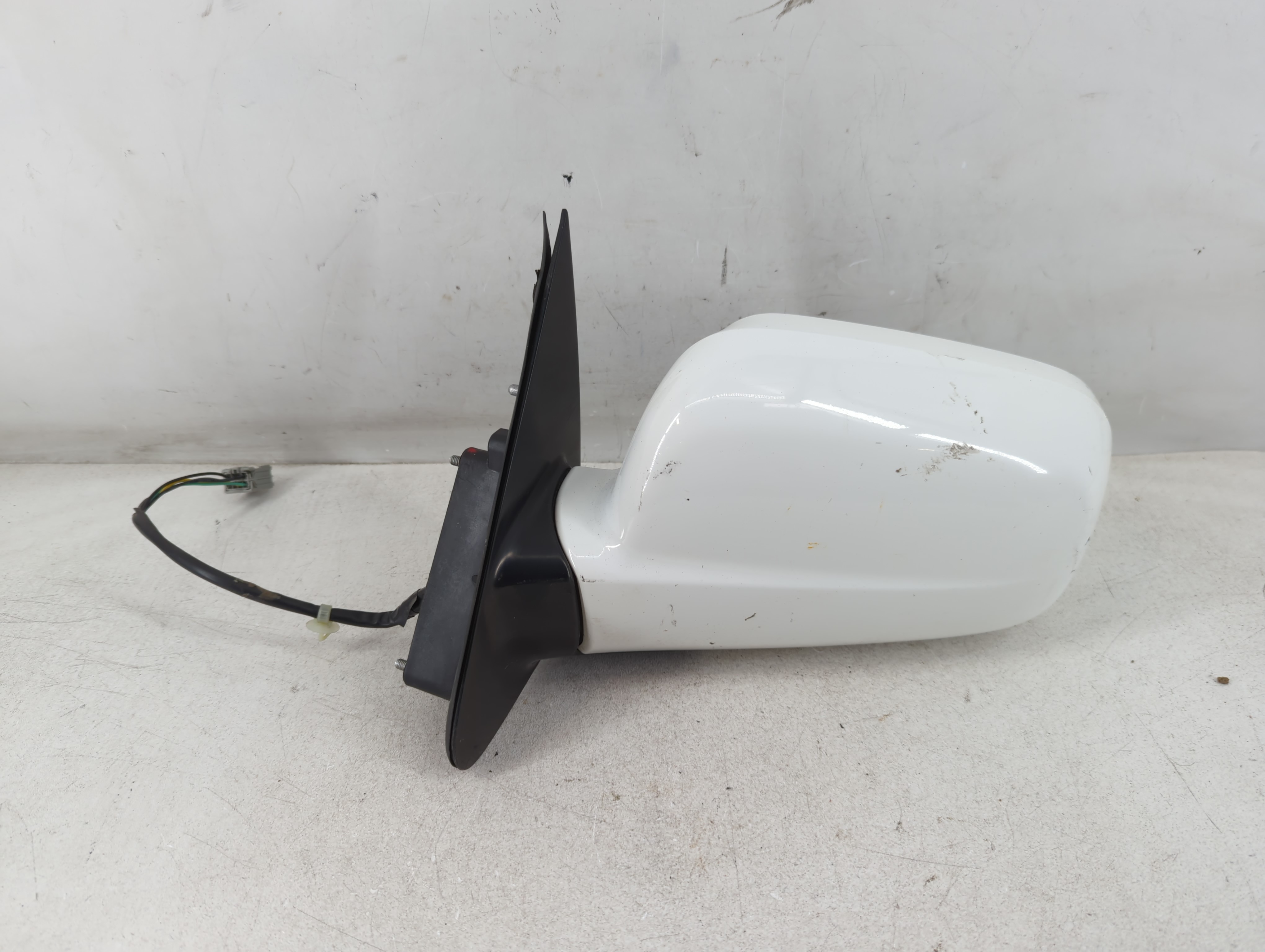 Picture of 2005 Honda Cr-v Driver Left Side View Manual Door Mirror White 845290